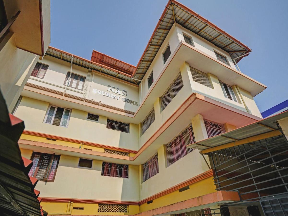Hotel Oyo Nas Tourist