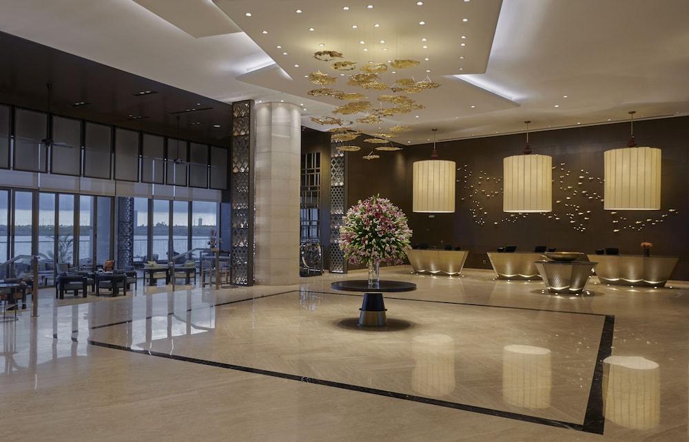 Grand Hyatt Bolgatty 5*