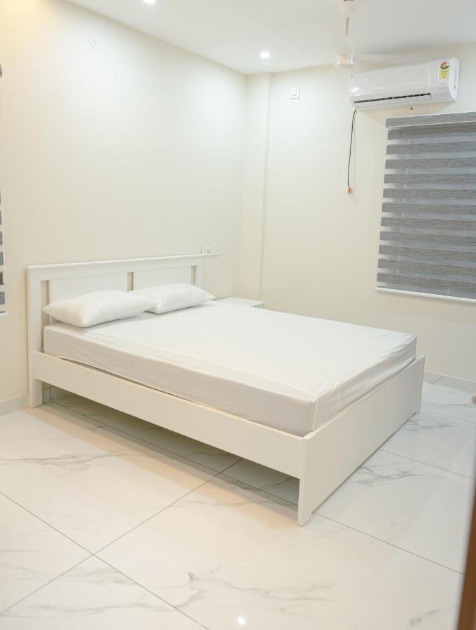 Izel Casa Apartment Kochi