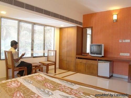 Treebo Trend Time Square Marine Drive 3* Kochi