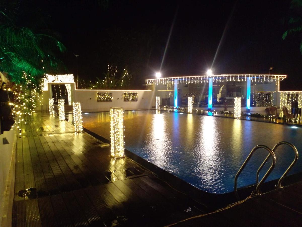 Hotel Angamaly Convention Centre 4*