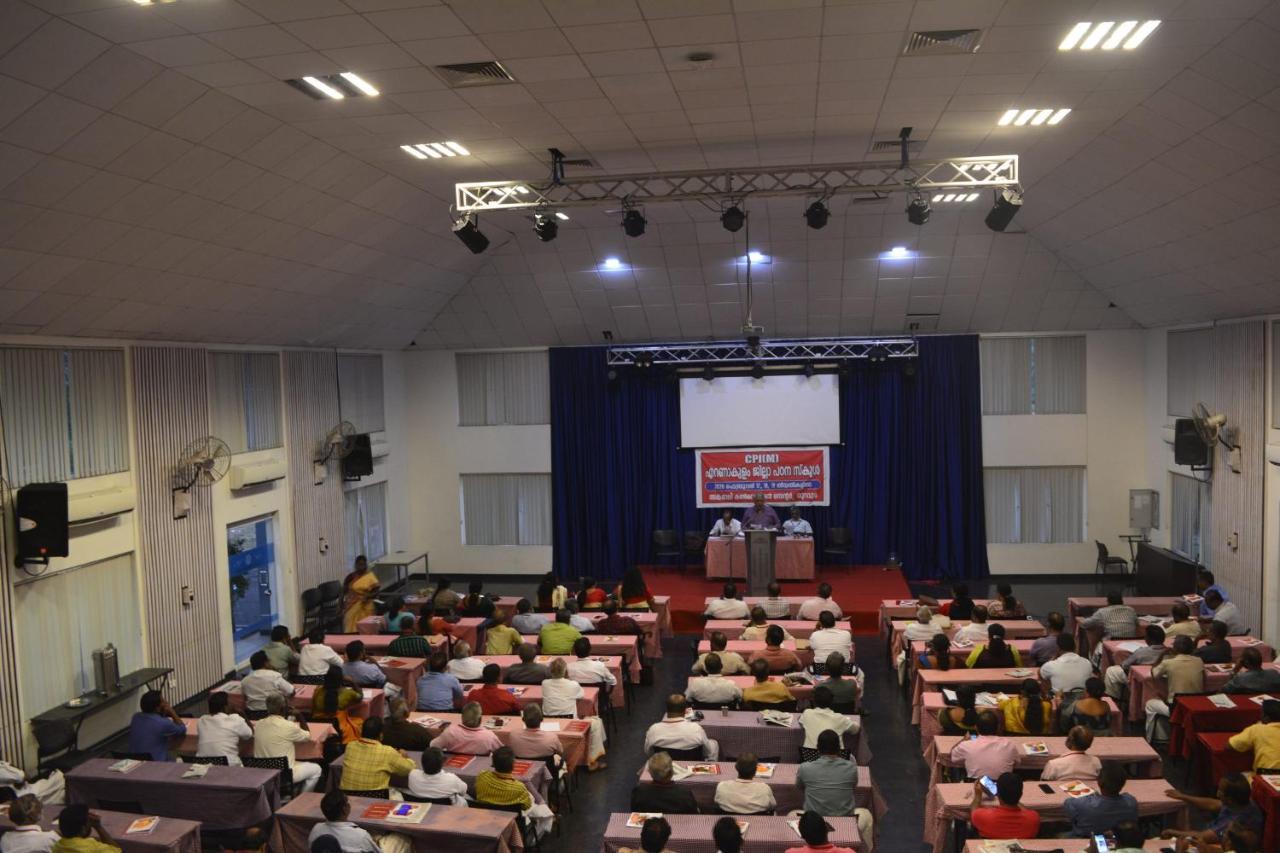 Hotel Angamaly Convention Centre