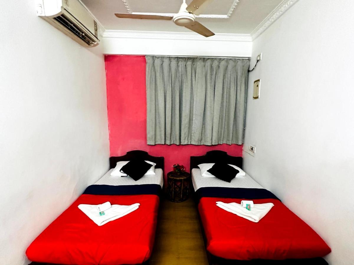 Hostel The Xhostel Kochi