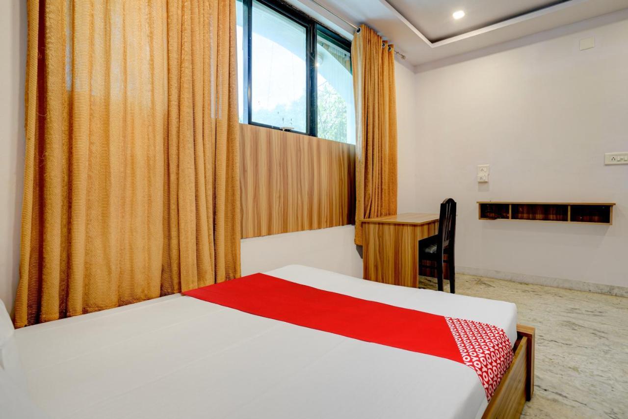 Hotel Oyo Flagship Blue Moon Residency