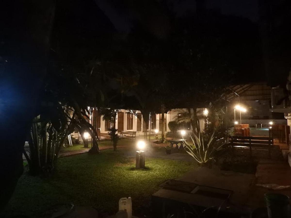 Hotel Alfred Place