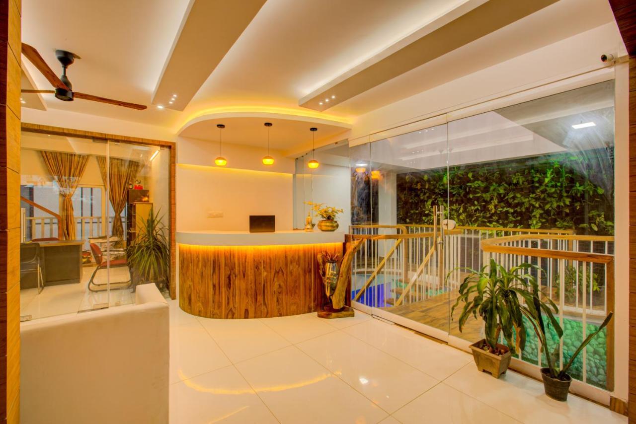 Treebo Trend 10by D2v Hotel 3*