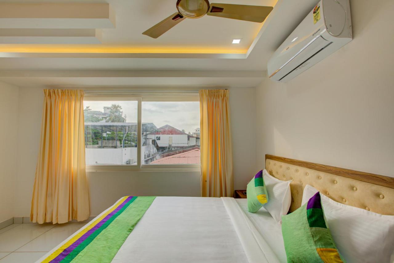 Treebo Trend 10by D2v Hotel 3*