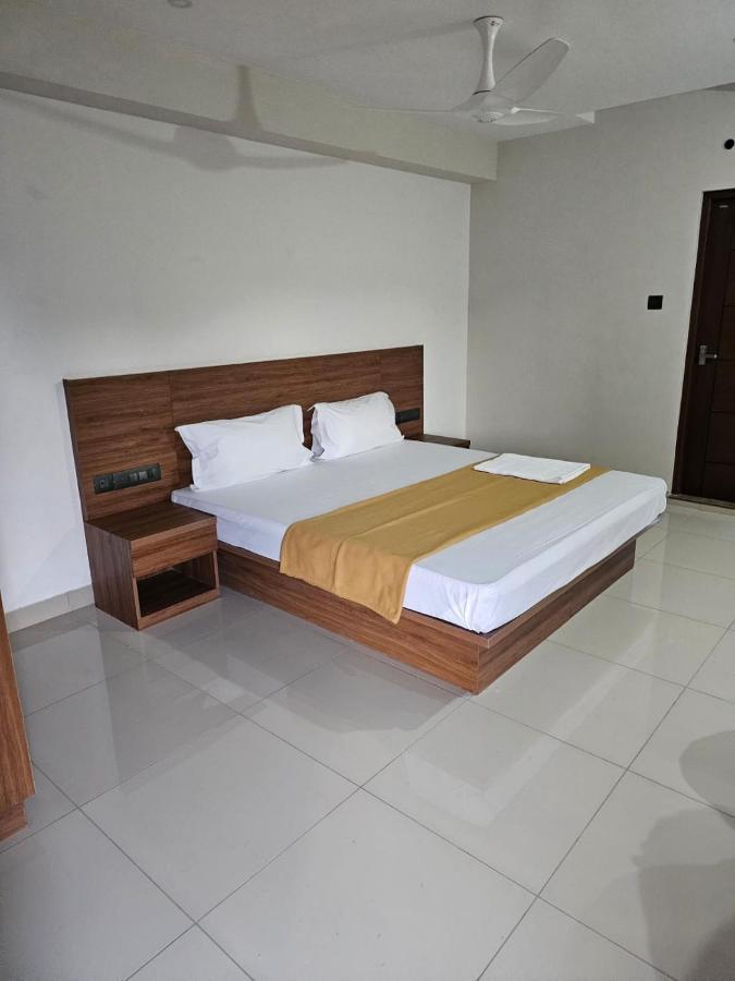 Uptown Hotel 5*