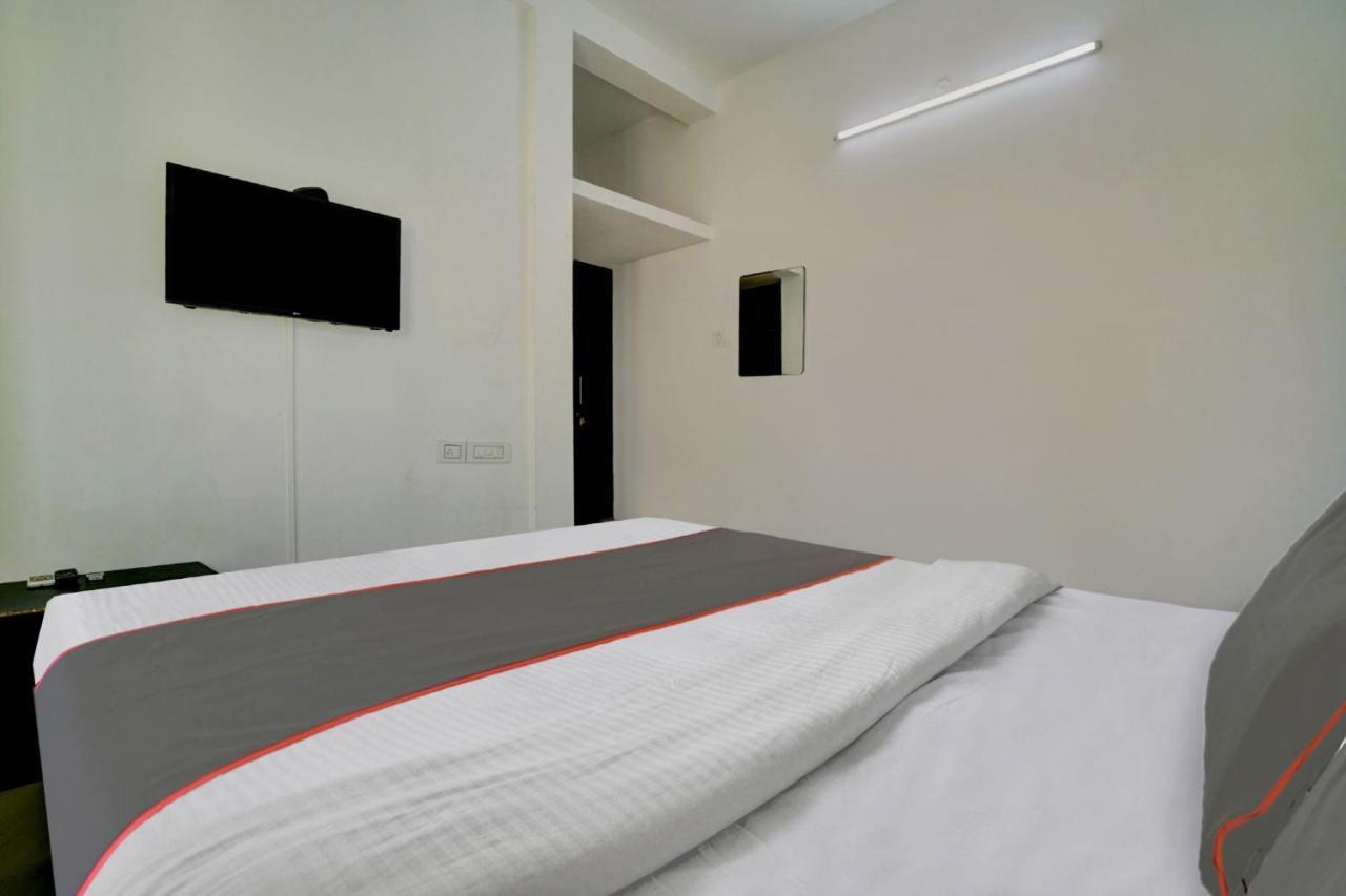 Collection O 81026 Suqoon Premium Stays 3* Kochi