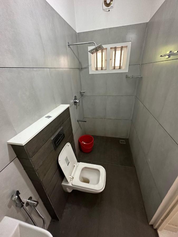 Oyo Flagship Pearl Retreat Hotel