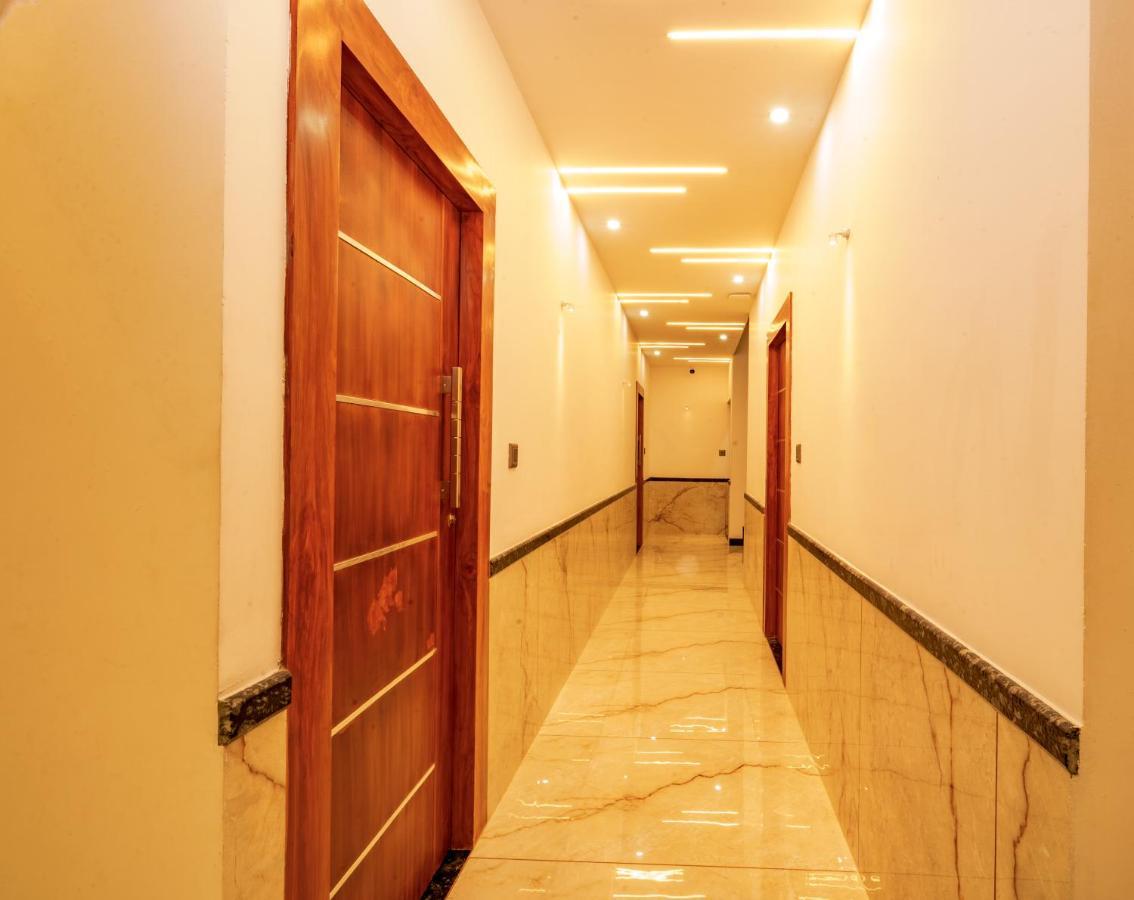 Marina Airport Hotel *