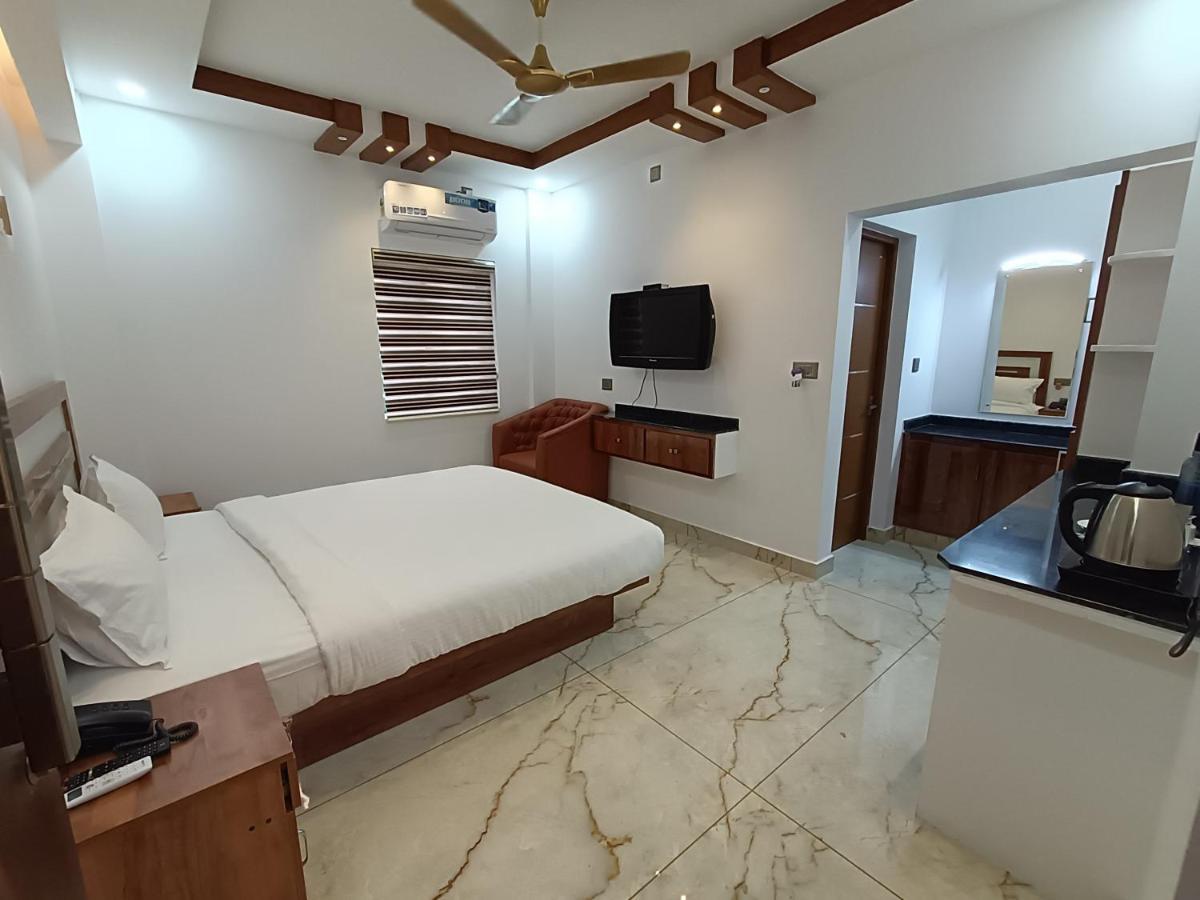 Hotel Marina Airport *