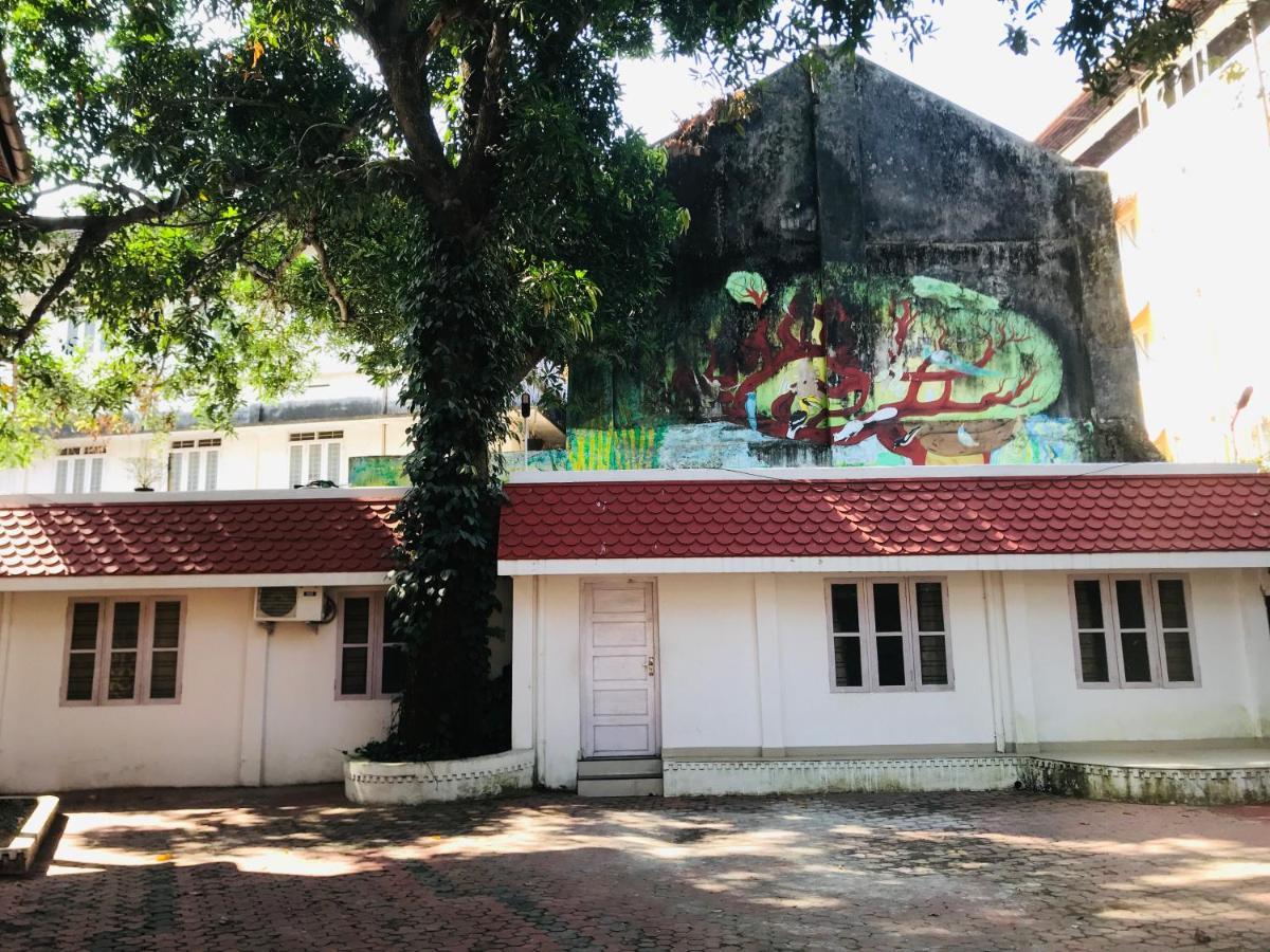 Hotel Ballard Bungallow