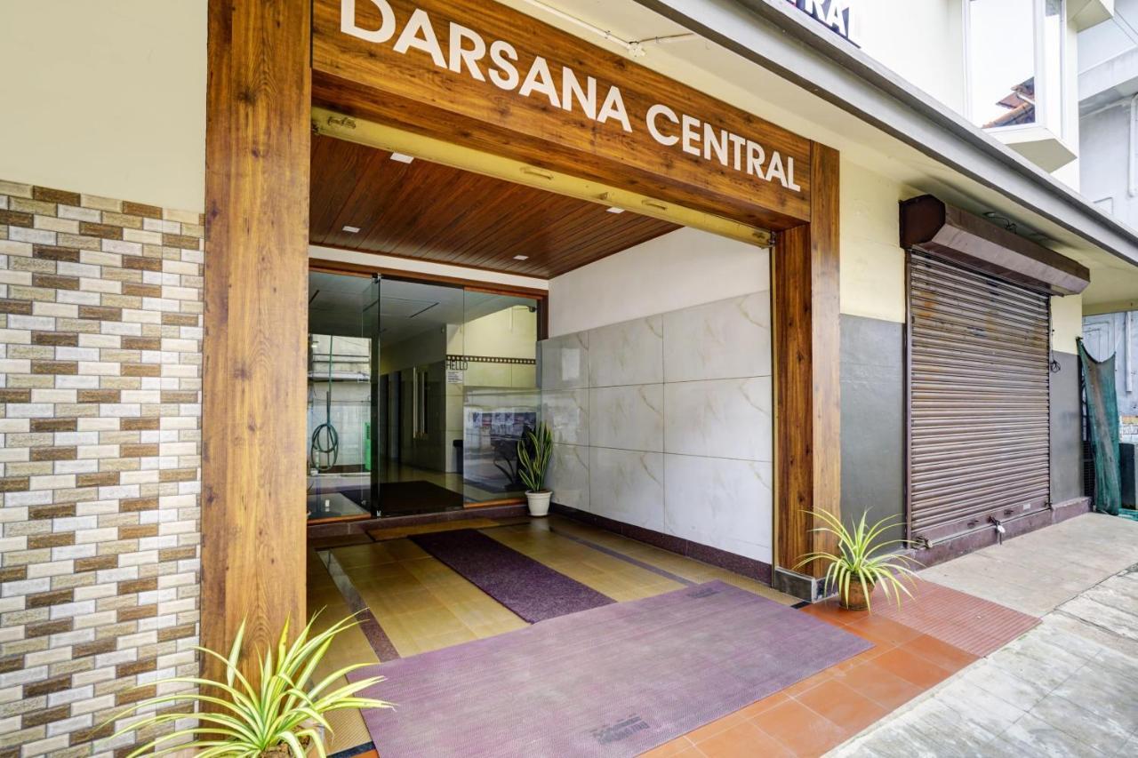 Oyo Flagship Darsana Central 2*