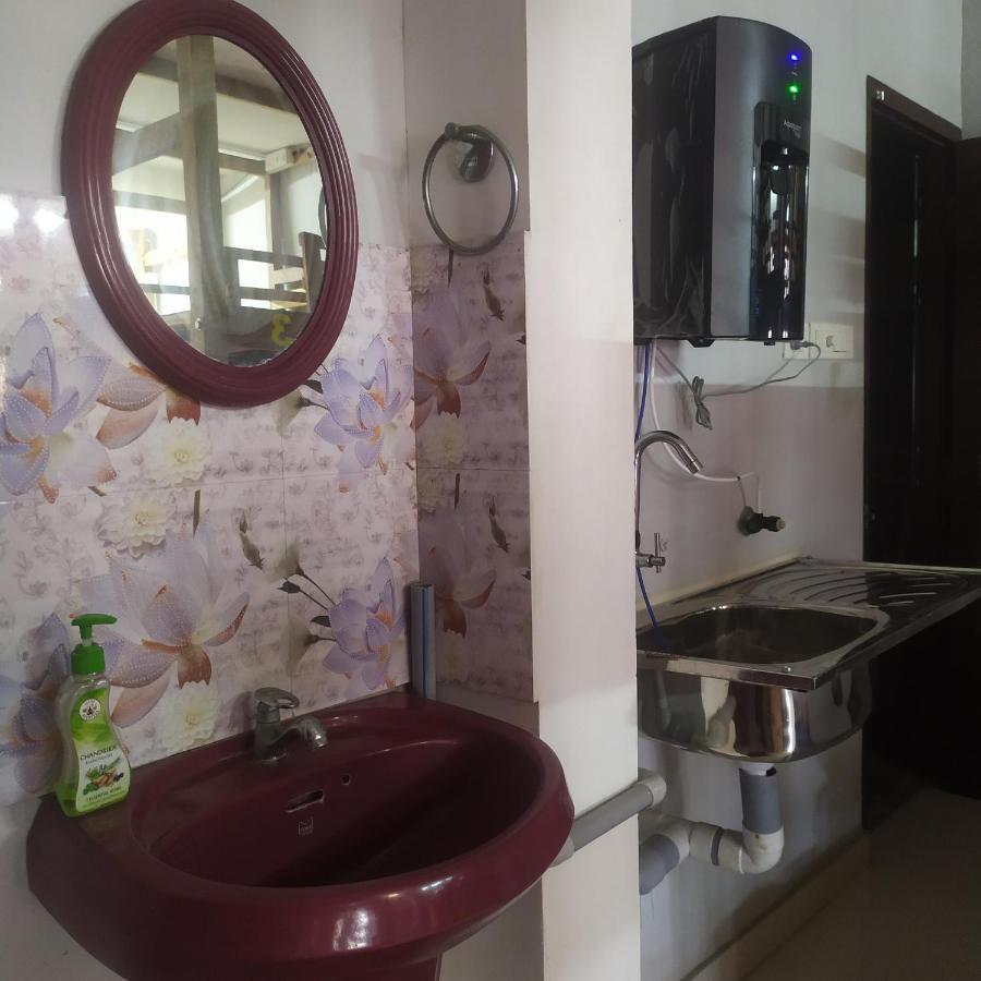 Sundance Dorms Hostel *
