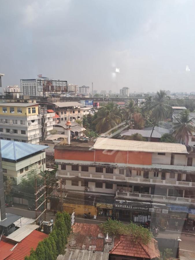 Presidency Towers,kochi Love hotel Kochi
