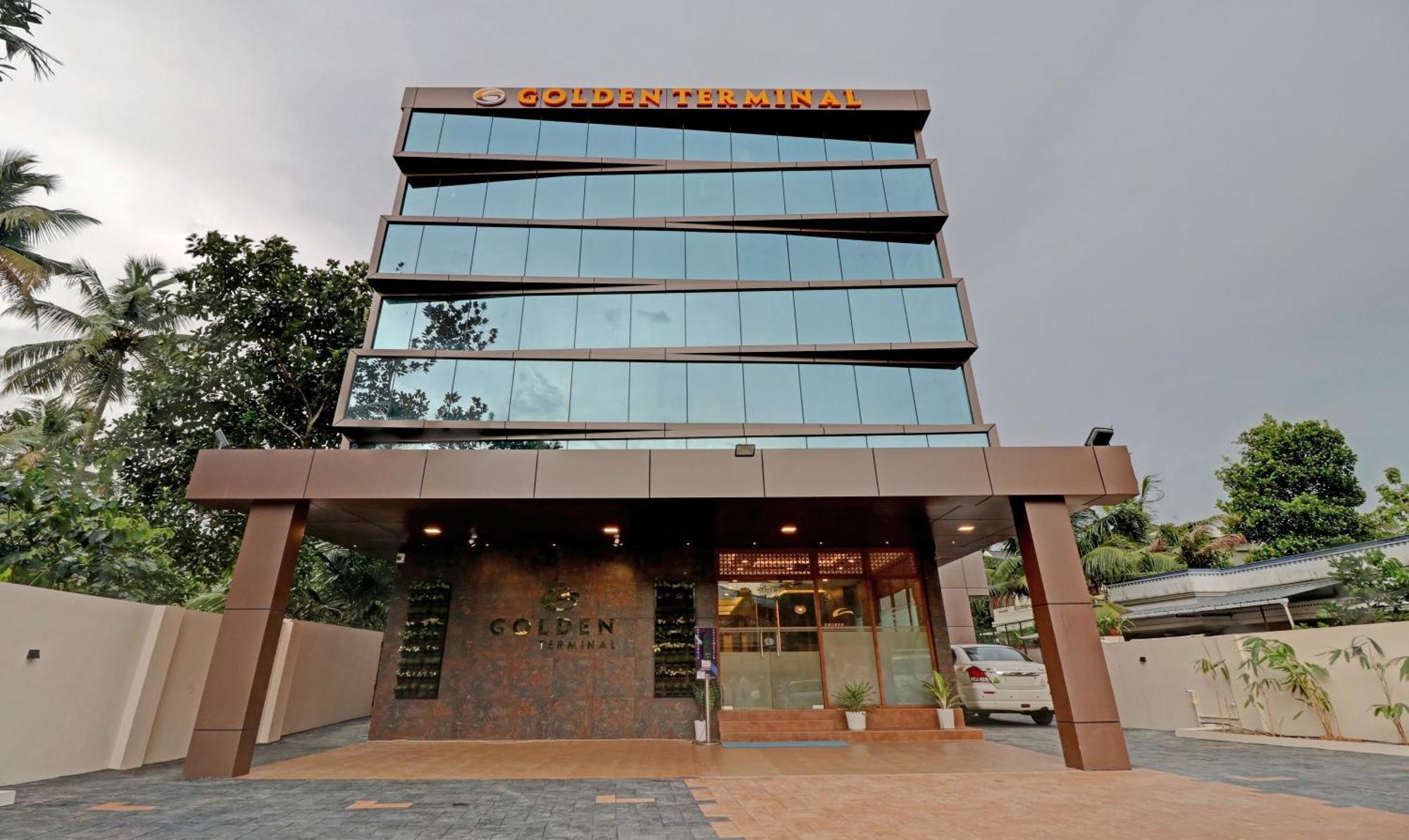 Treebo Golden Terminal, Airport Kochi