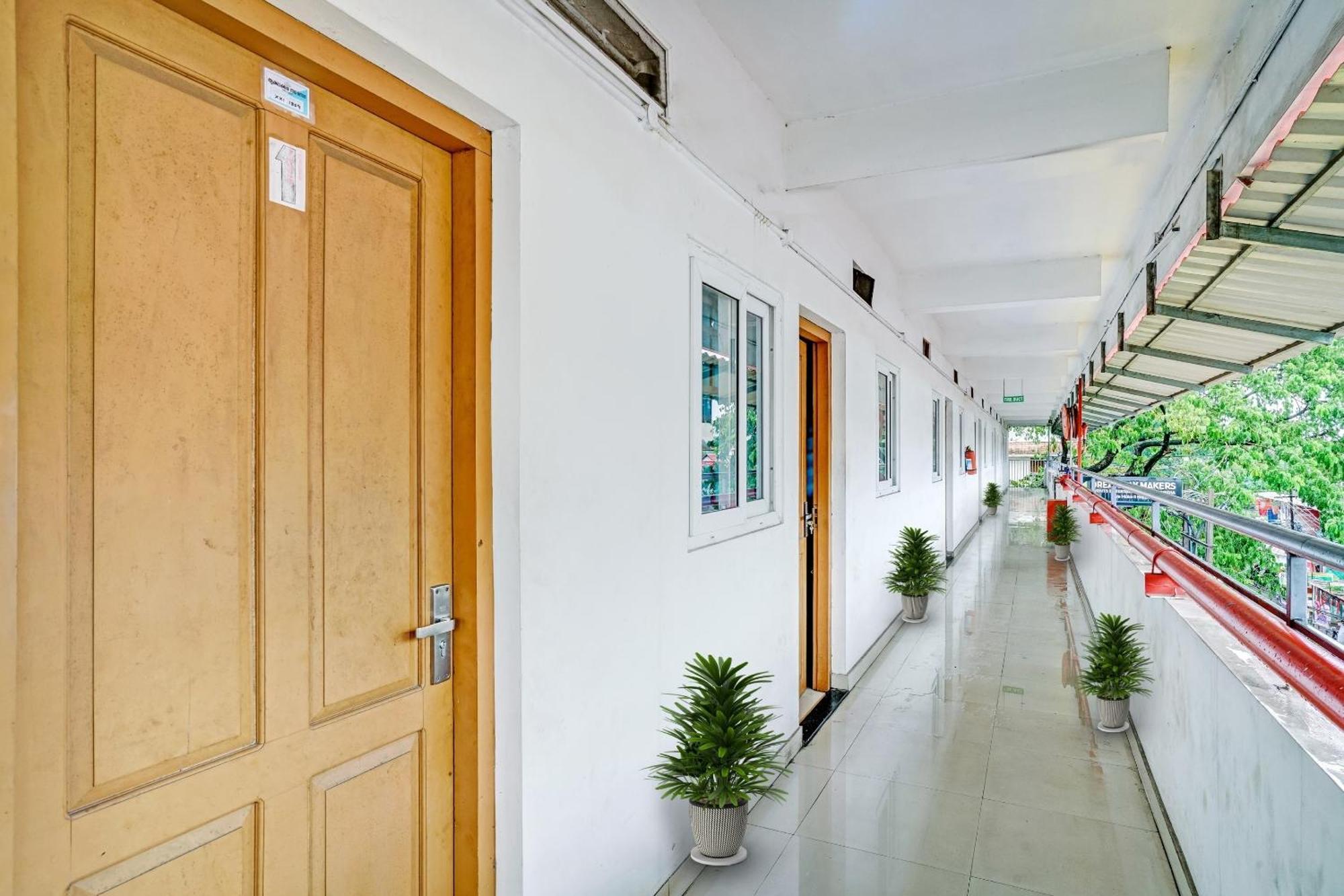 O Majestic Group Hotel 4*