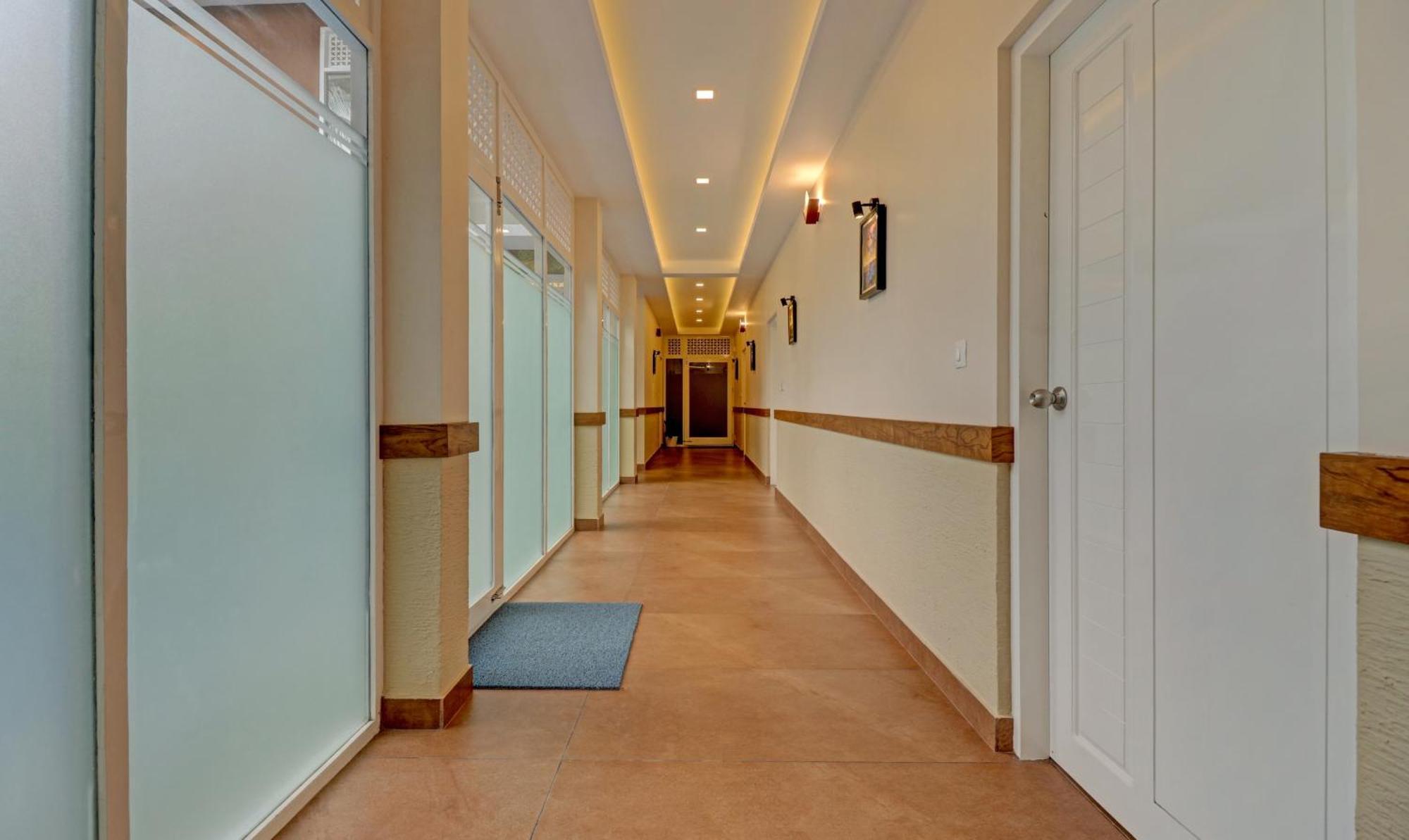 Treebo Golden Terminal, Airport 3* Kochi
