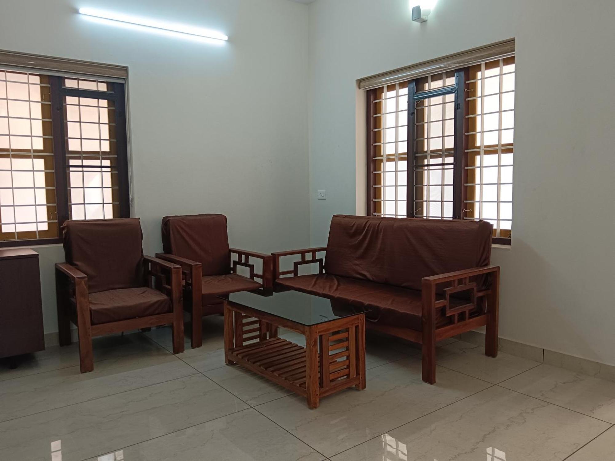 Greenview Royal Near Amrita Hospital Edappally * Kochi