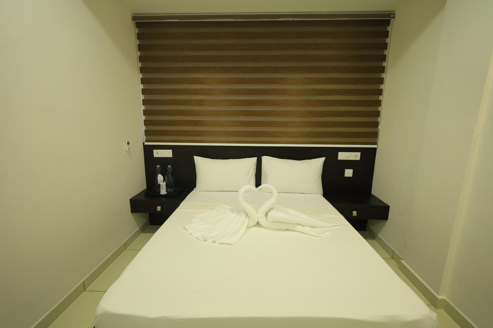 Hotel Arctic Business Kochi