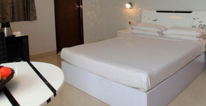 Super Townhouse Malabar Illam Hotel 4*