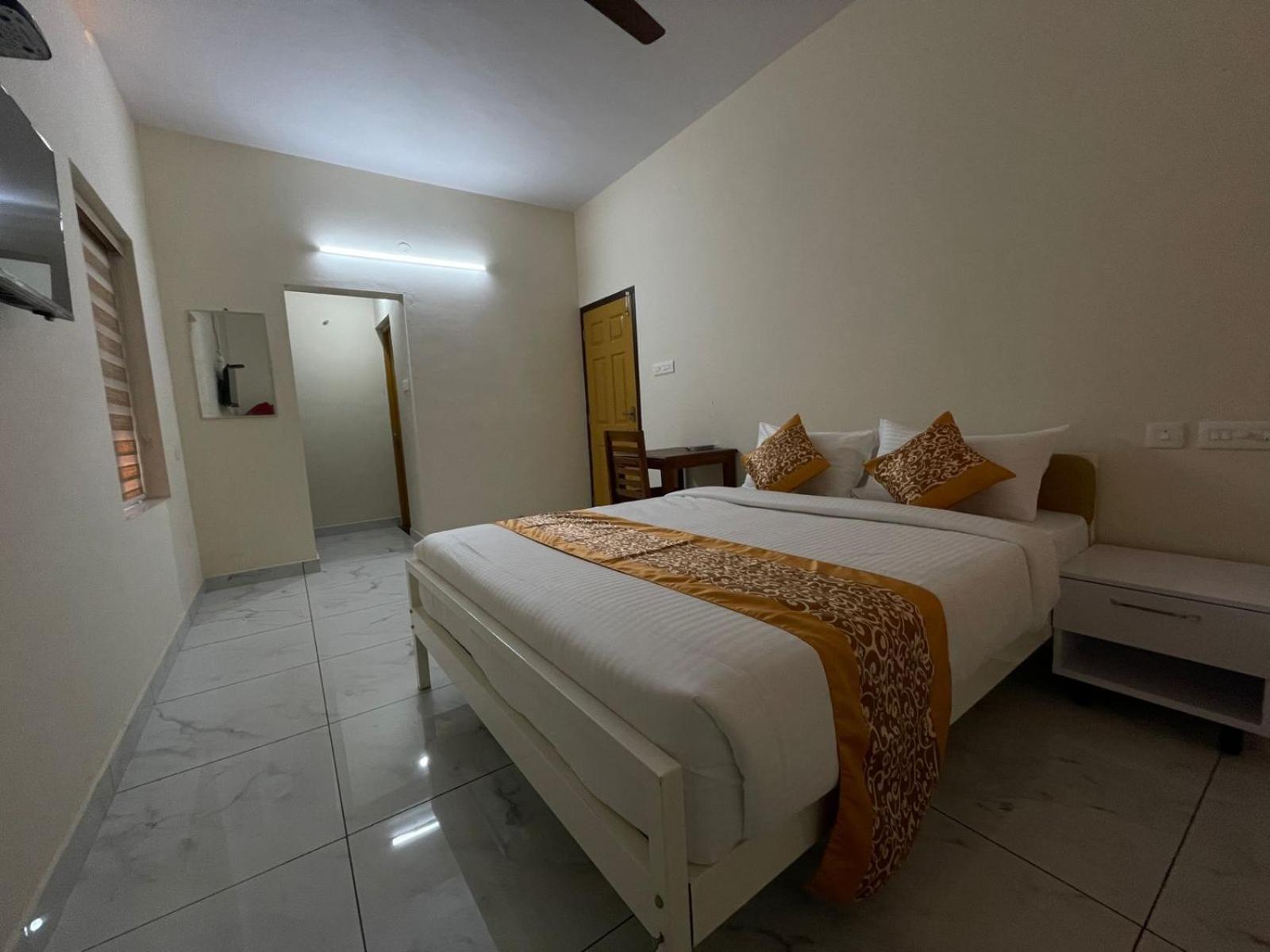 Greenview Royal Near Amrita Hospital Edappally *