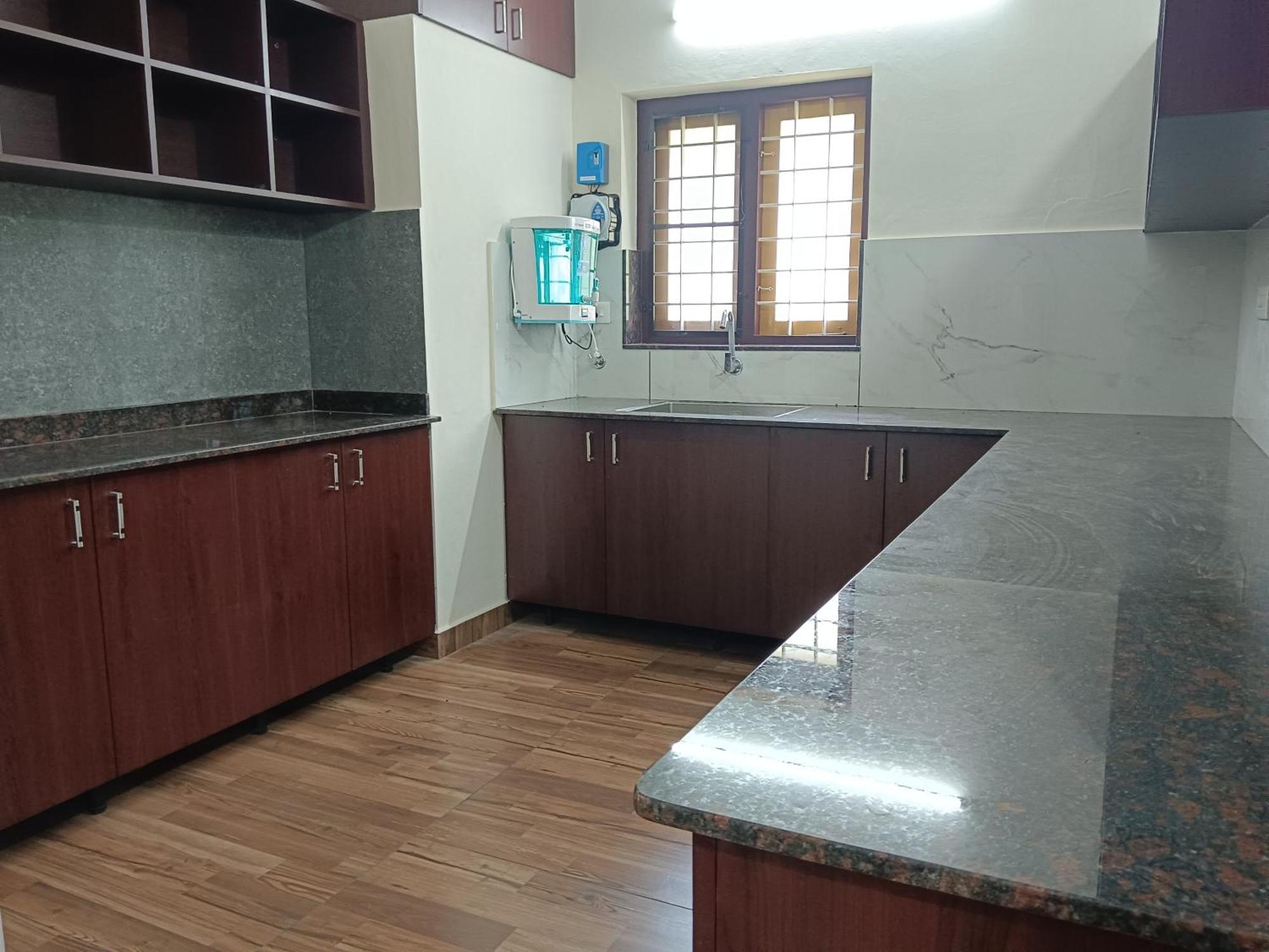 Greenview Royal Near Amrita Hospital Edappally