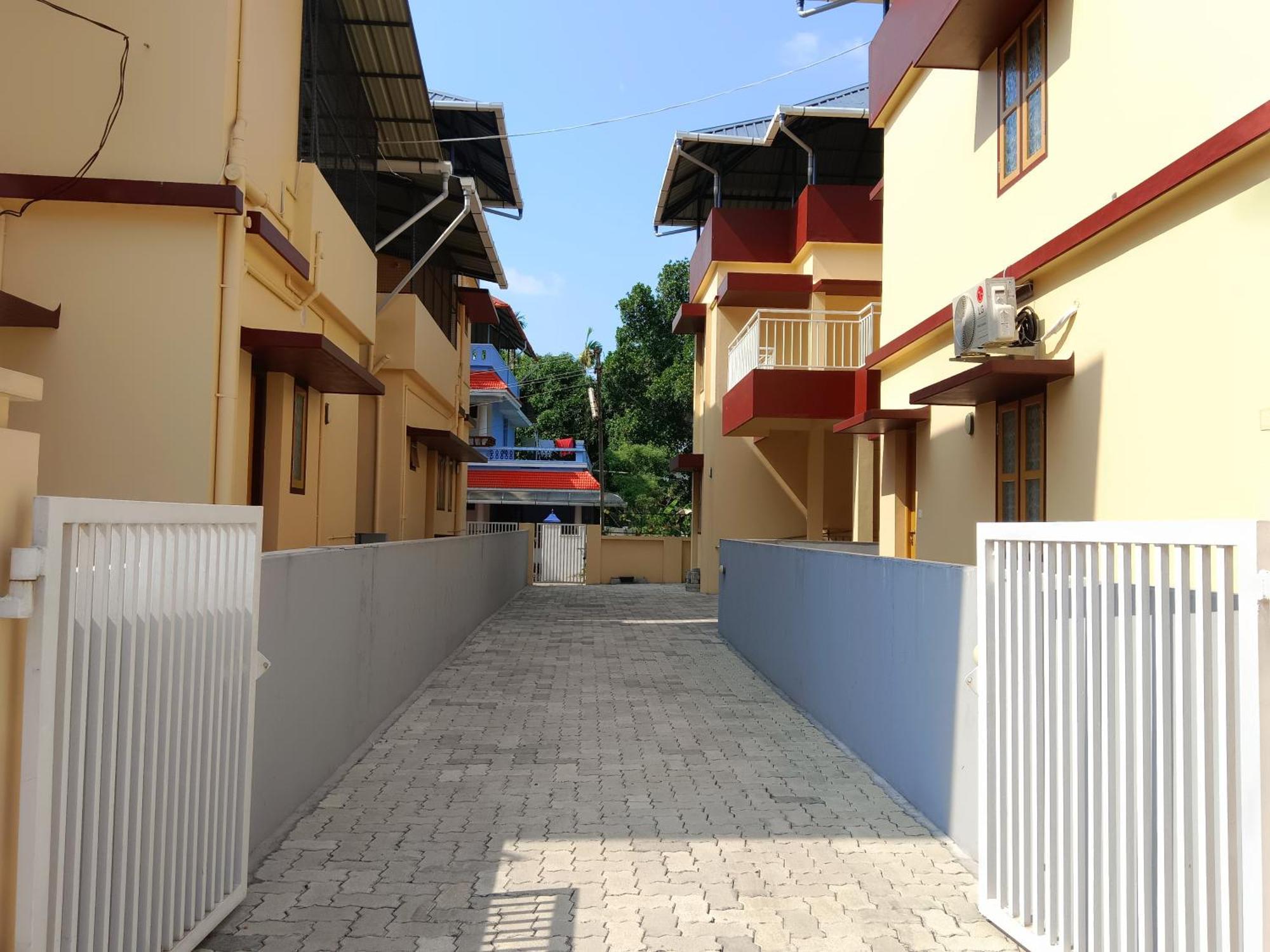 Greenview Royal Near Amrita Hospital Edappally * Kochi
