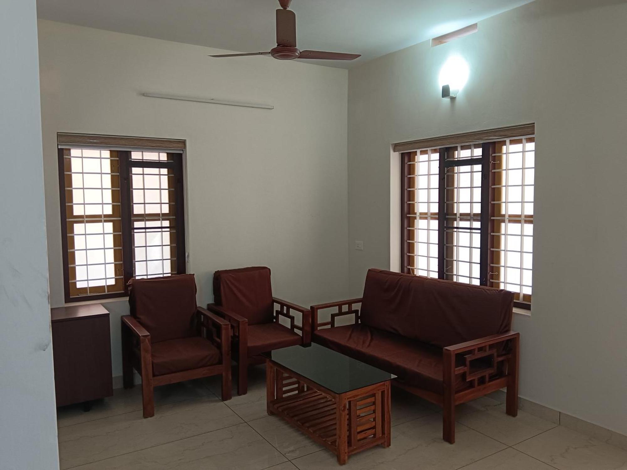 Homestay Greenview Royal Near Amrita Hospital Edappally *