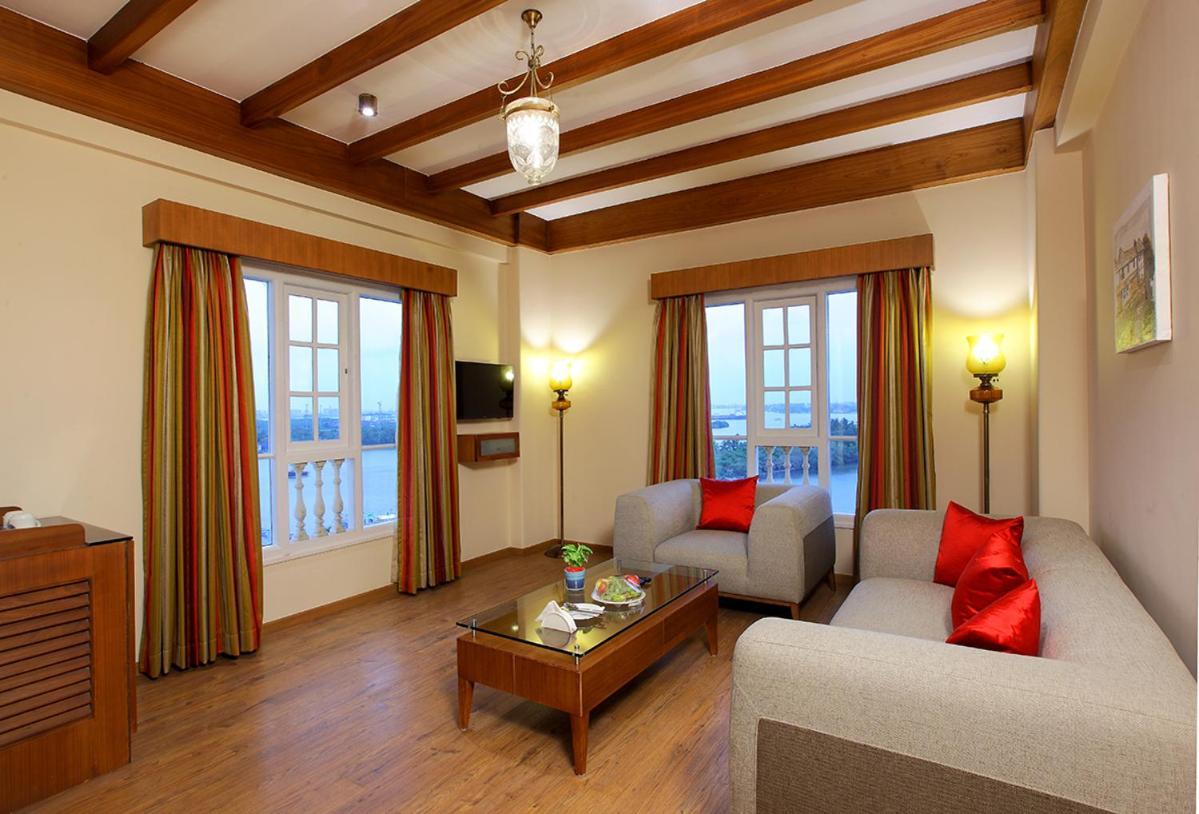 Le Maritime Hotel