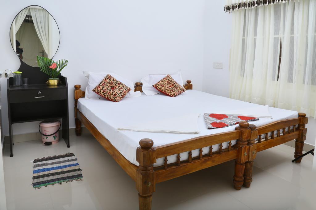 Coconut Grove * Kochi