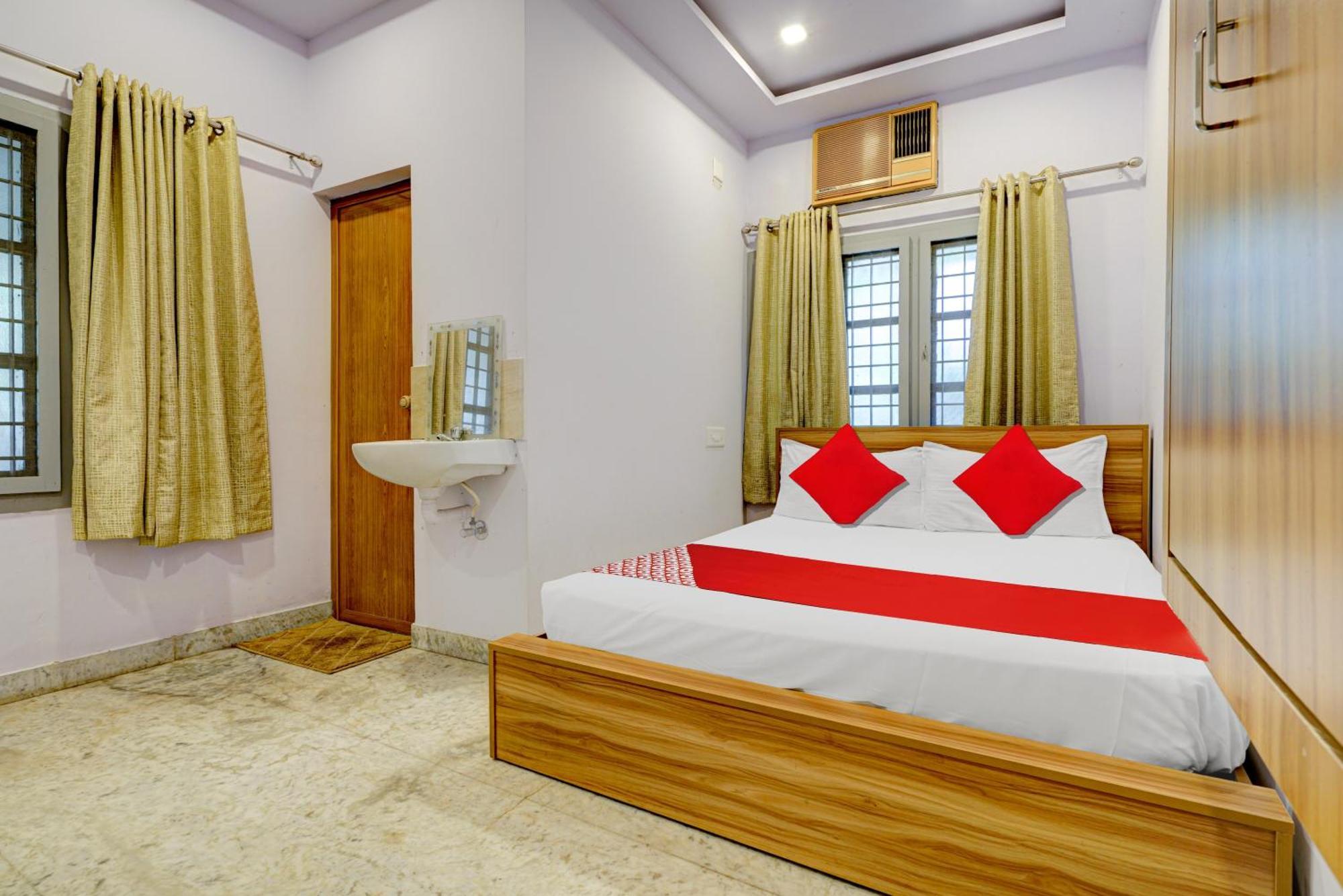 Oyo Flagship Blue Moon Residency Hotel Kochi