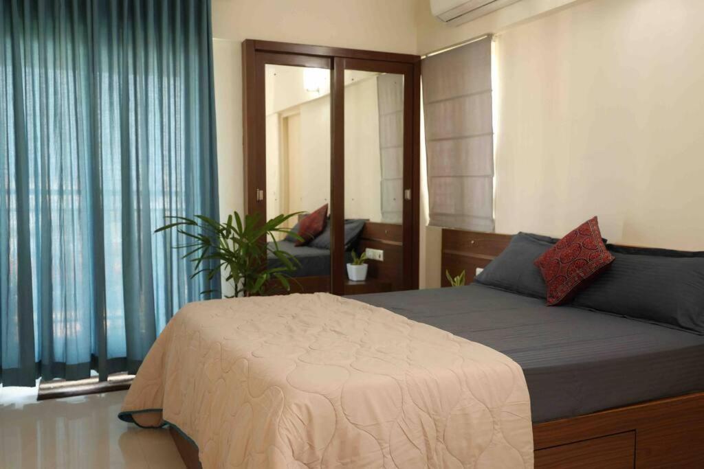 Best Serviced In Cochin Marine Drive * Kochi