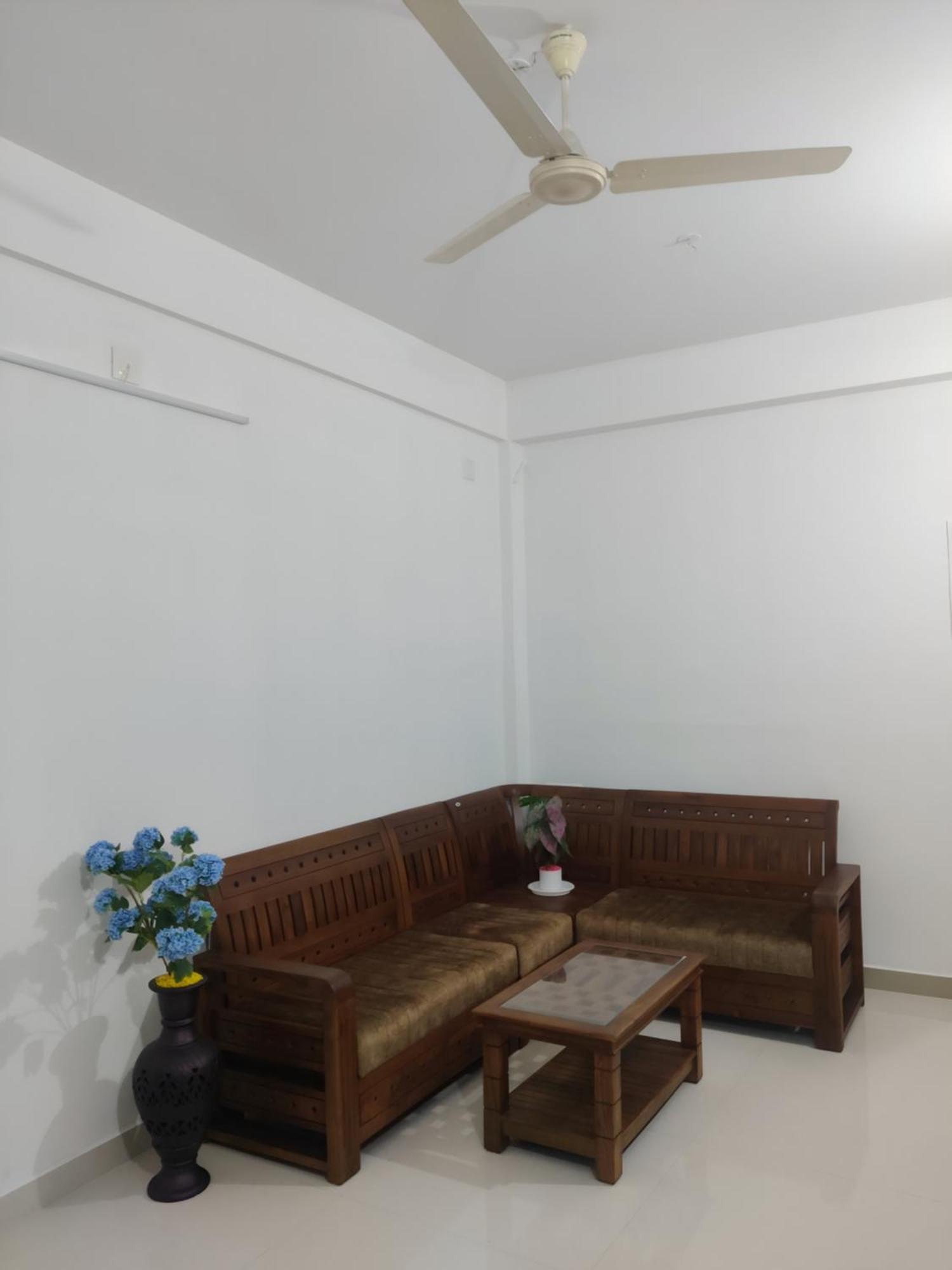Spacious 2bhk Near Airport