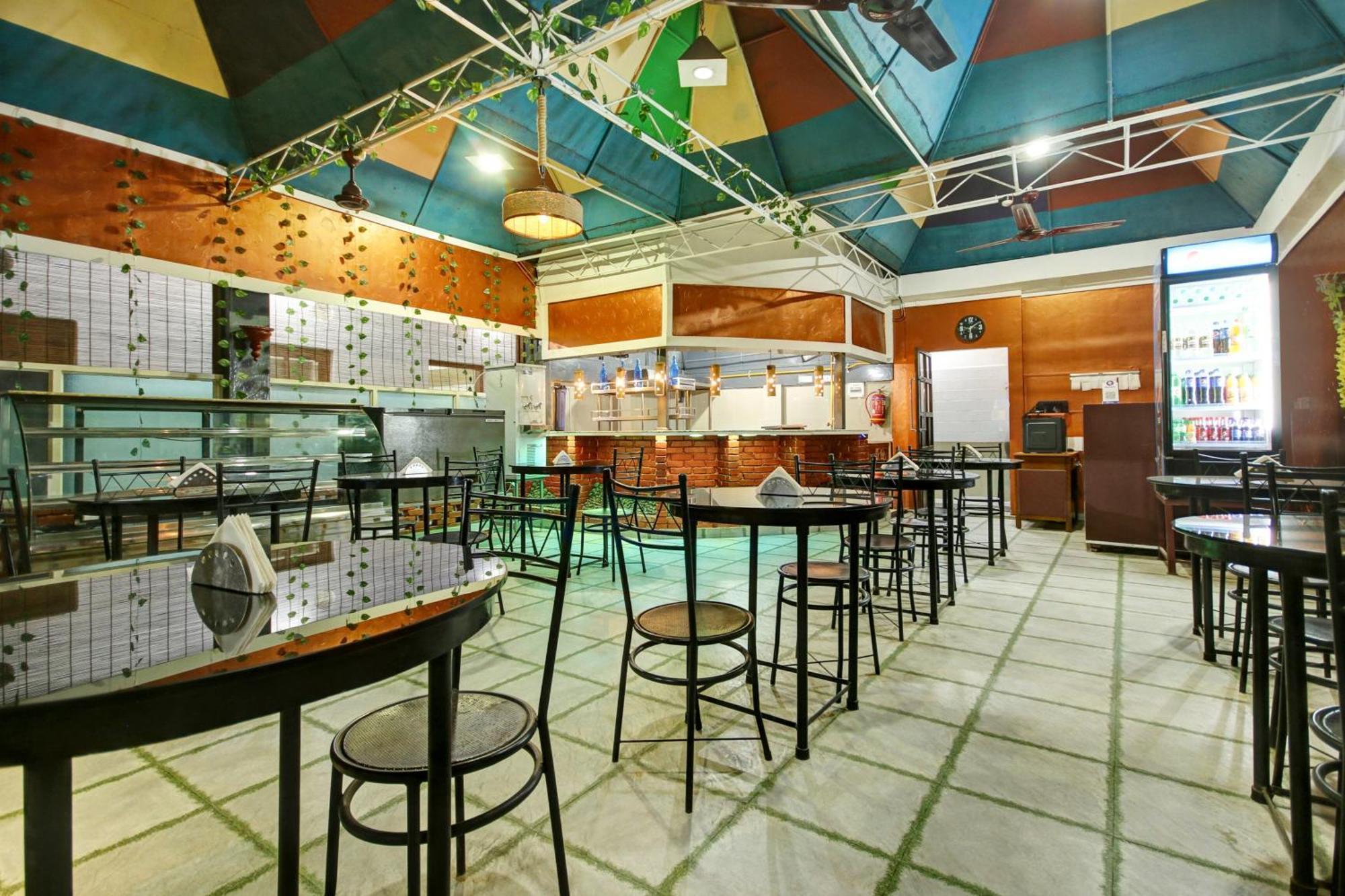 Collection O Paulson Park Hotel Kochi
