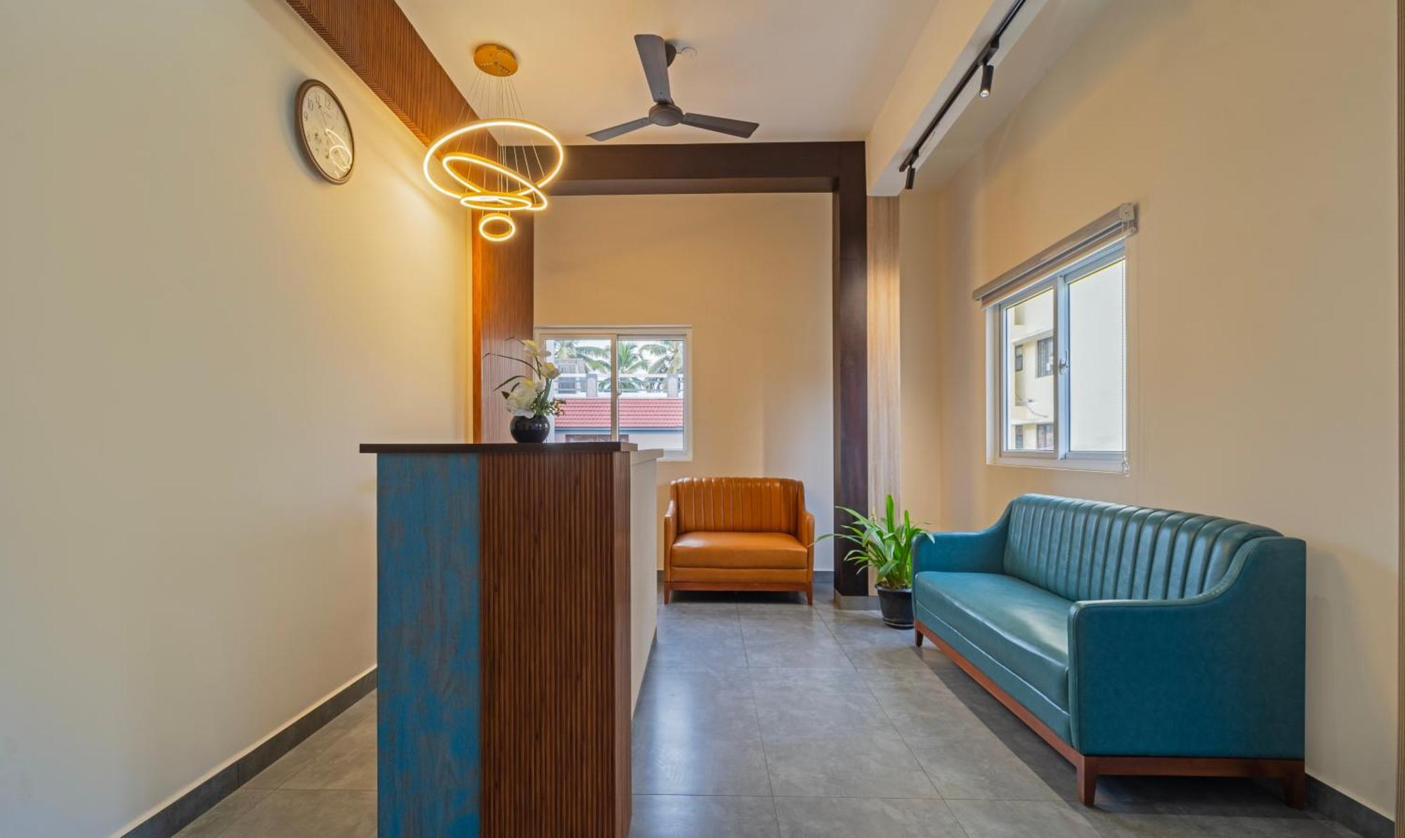 Itsy Avani Stays, Vyttila, 3* Kochi