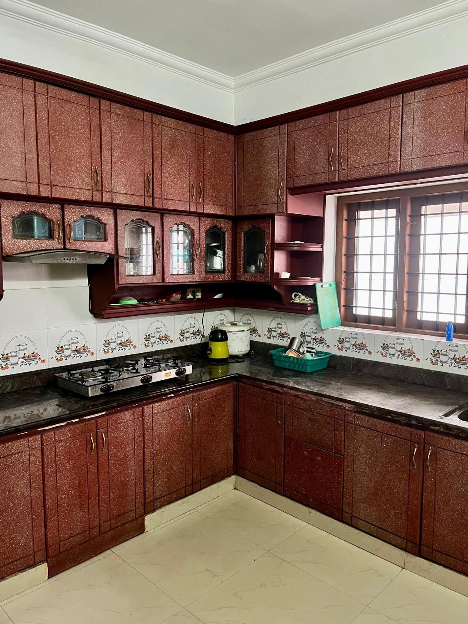 Homestay Baithul Falah - Near Aims Edappally *