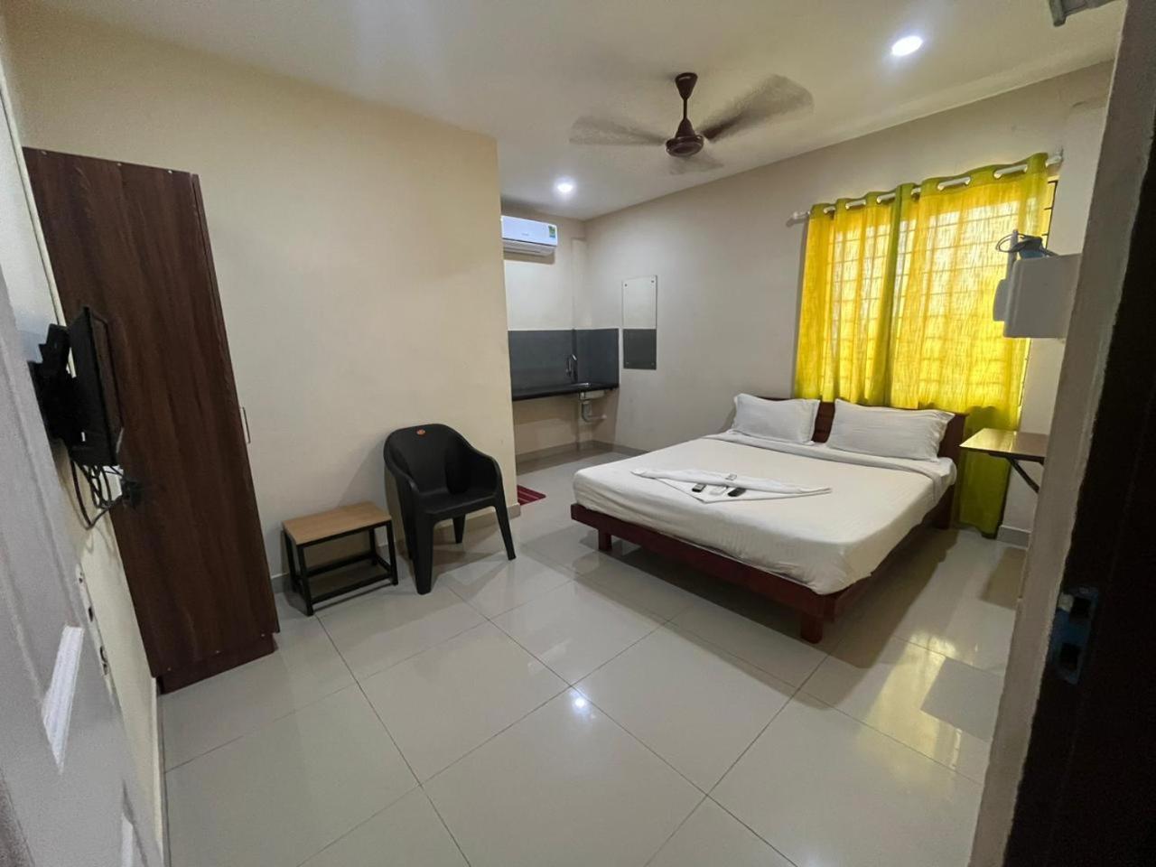 Guest house Kaippillil 3*