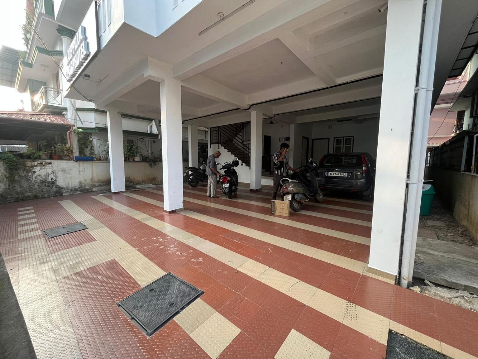 Kaippillil Guest house