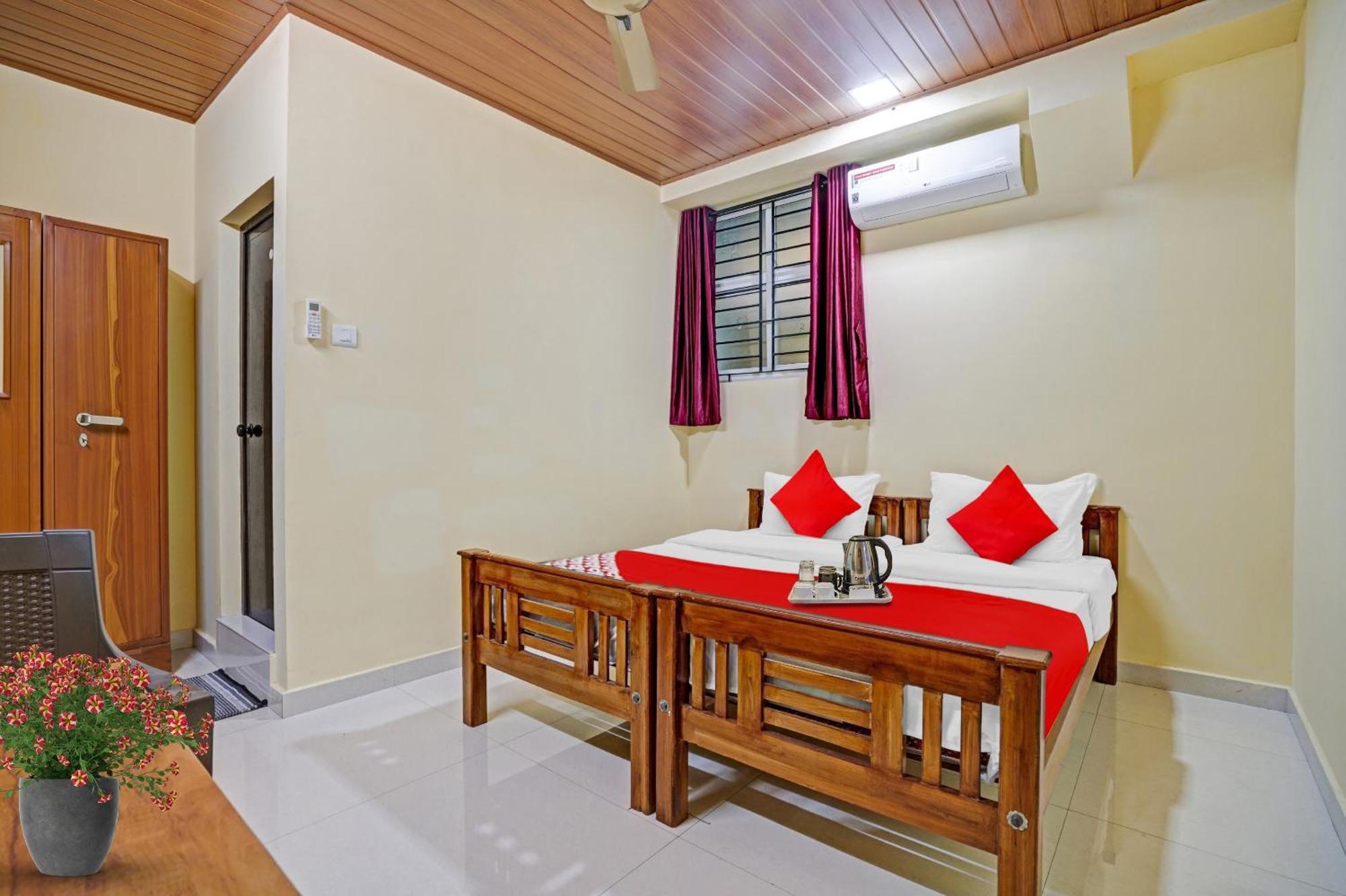 Hotel Flagship View Residency