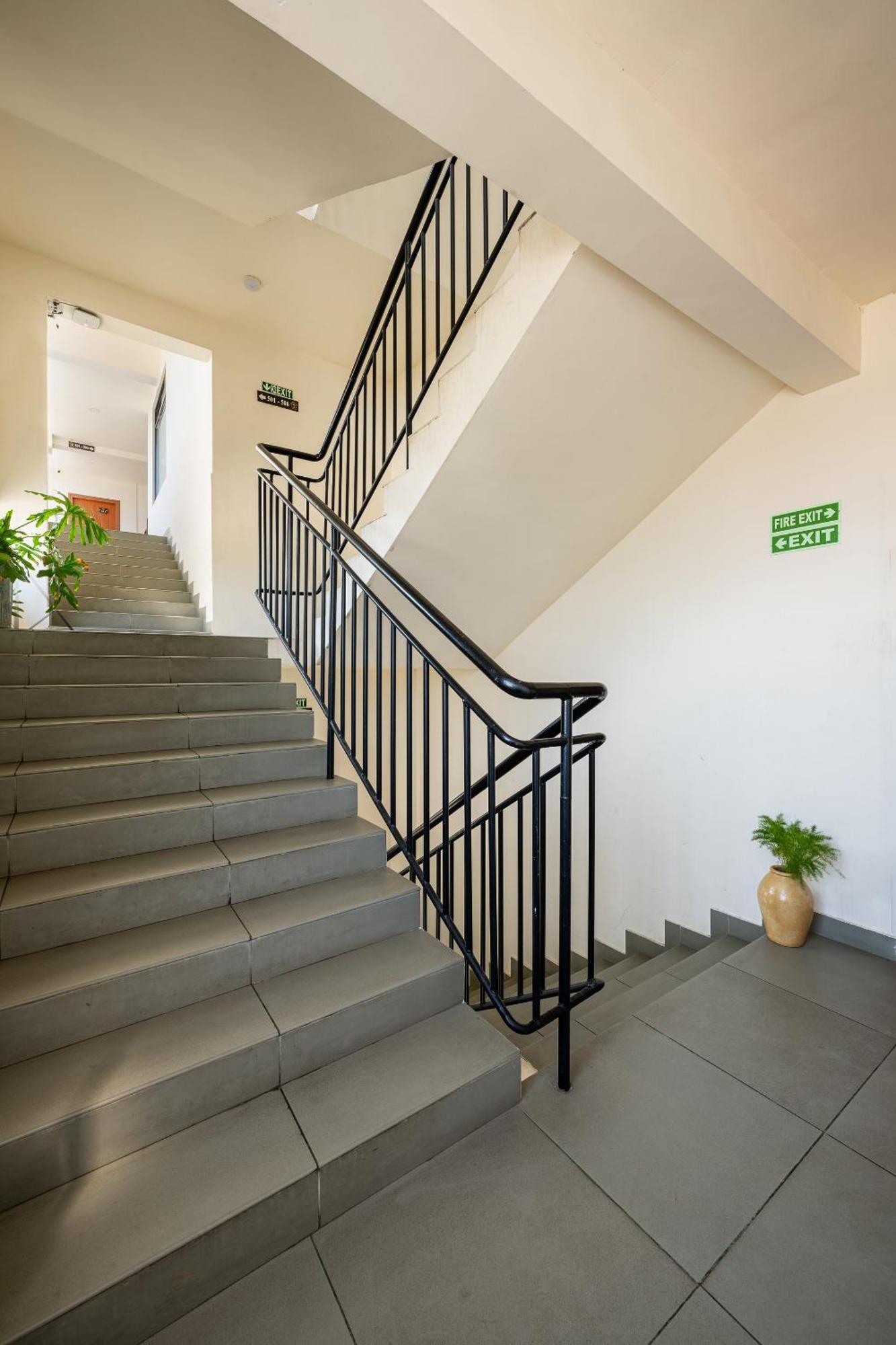 Hotel Cj Grande By Jesway & 3*