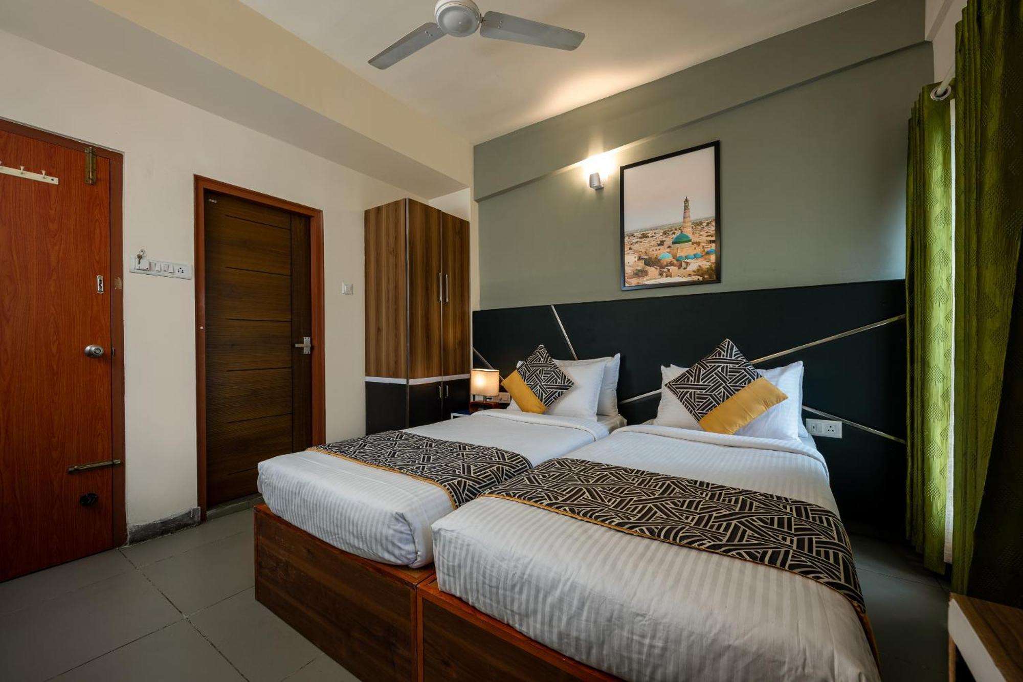 Cj Grande By Jesway & Hotel 3*