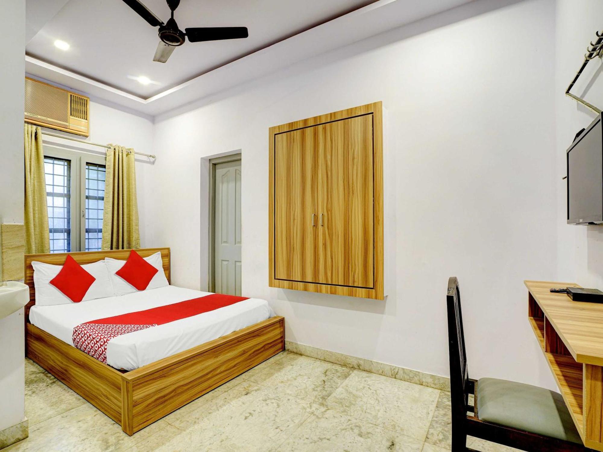 Oyo Flagship Blue Moon Residency Hotel Kochi