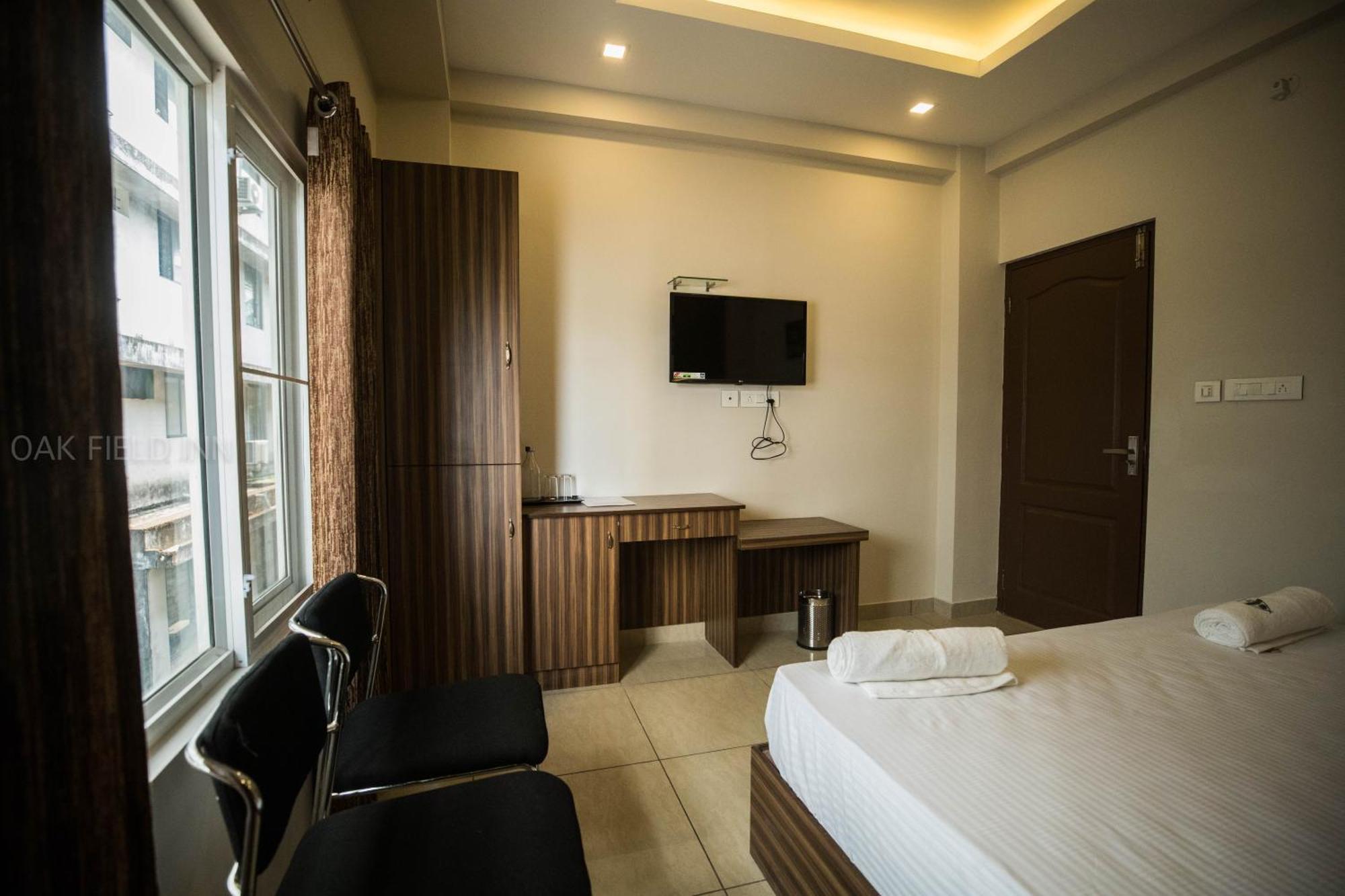 Oak Field Hotel 3*
