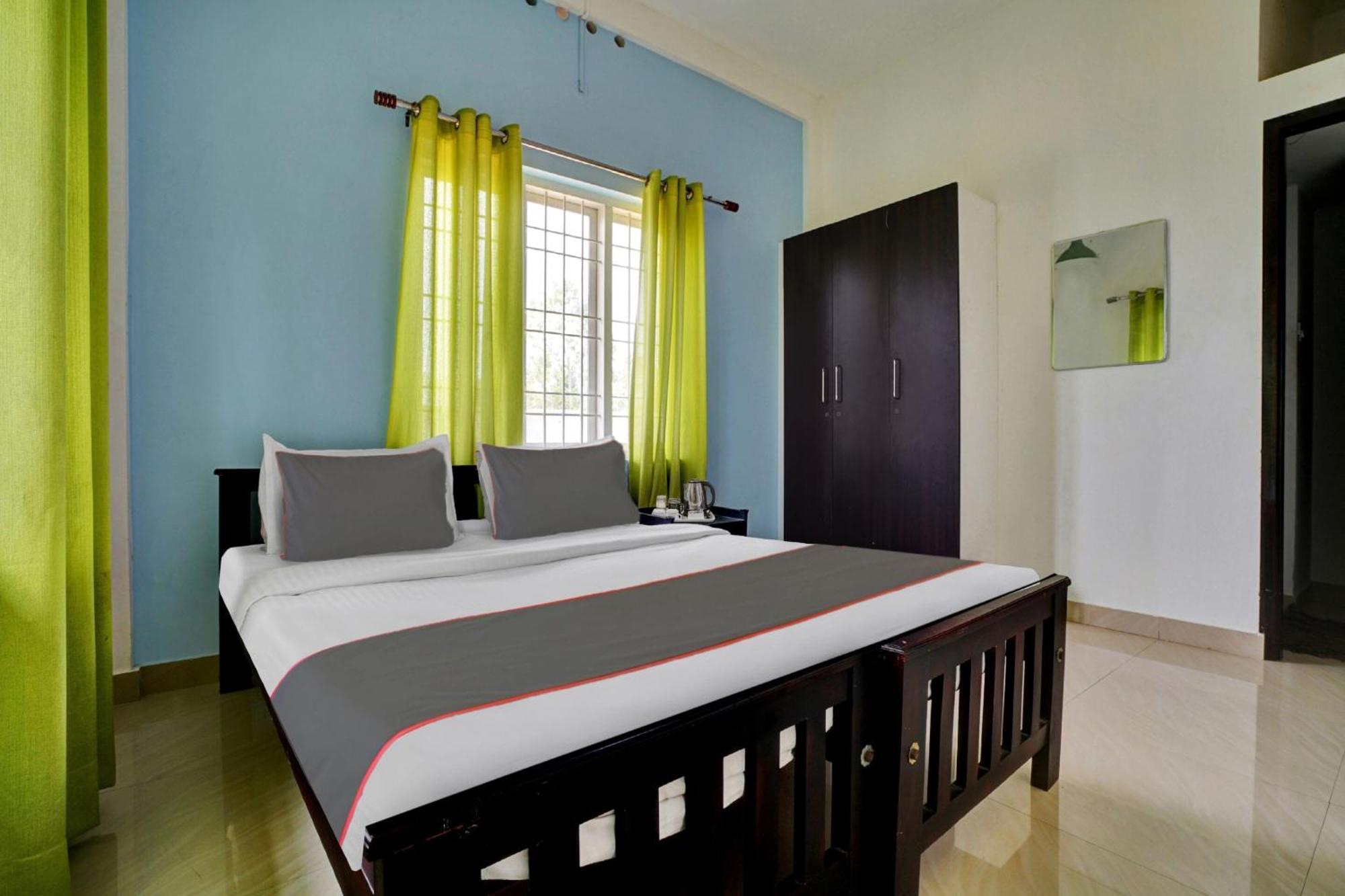 Hotel Collection O 81026 Suqoon Premium Stays Kochi