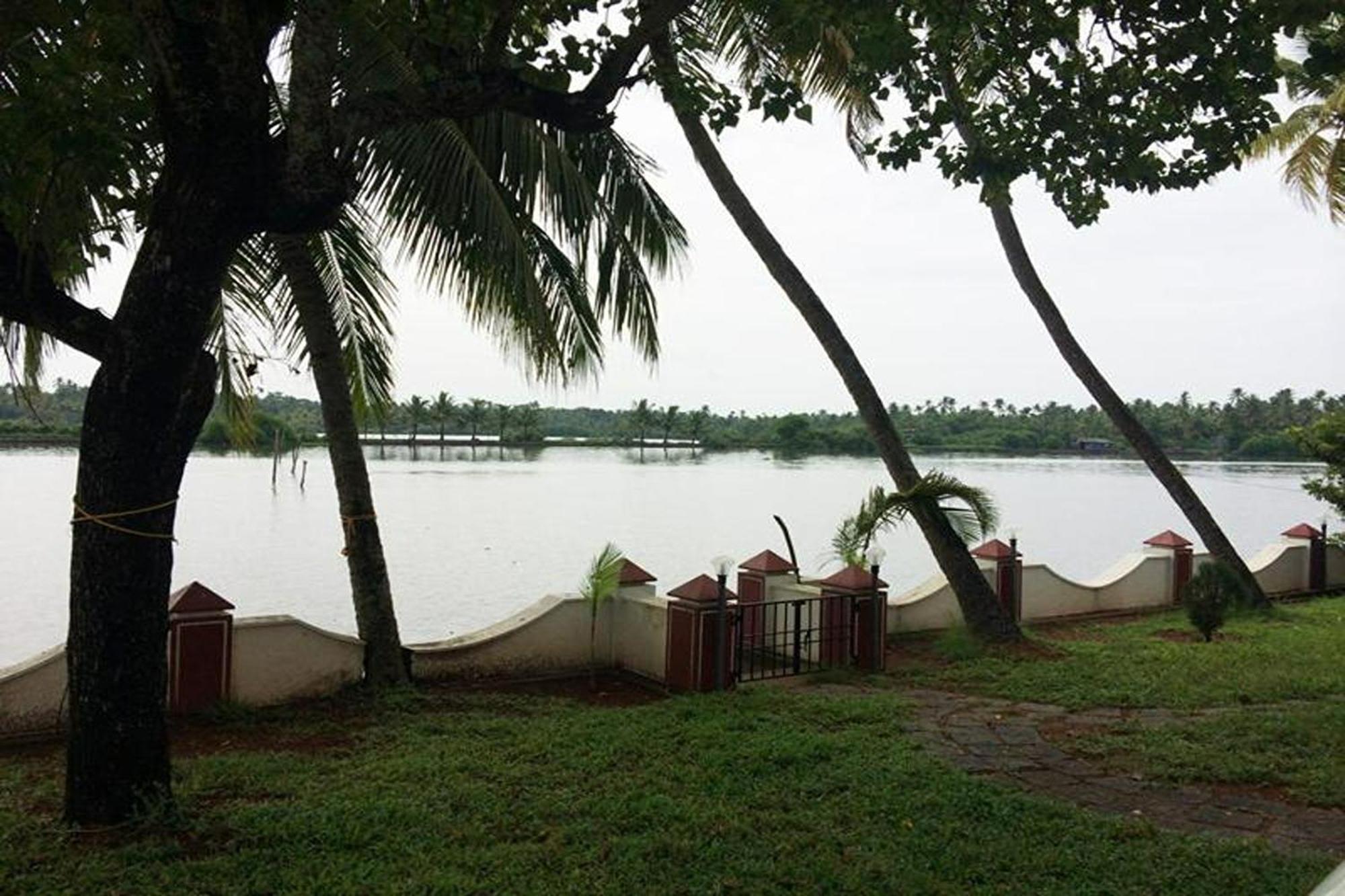 The Ambassador's - A Vkation Experience Homestay *