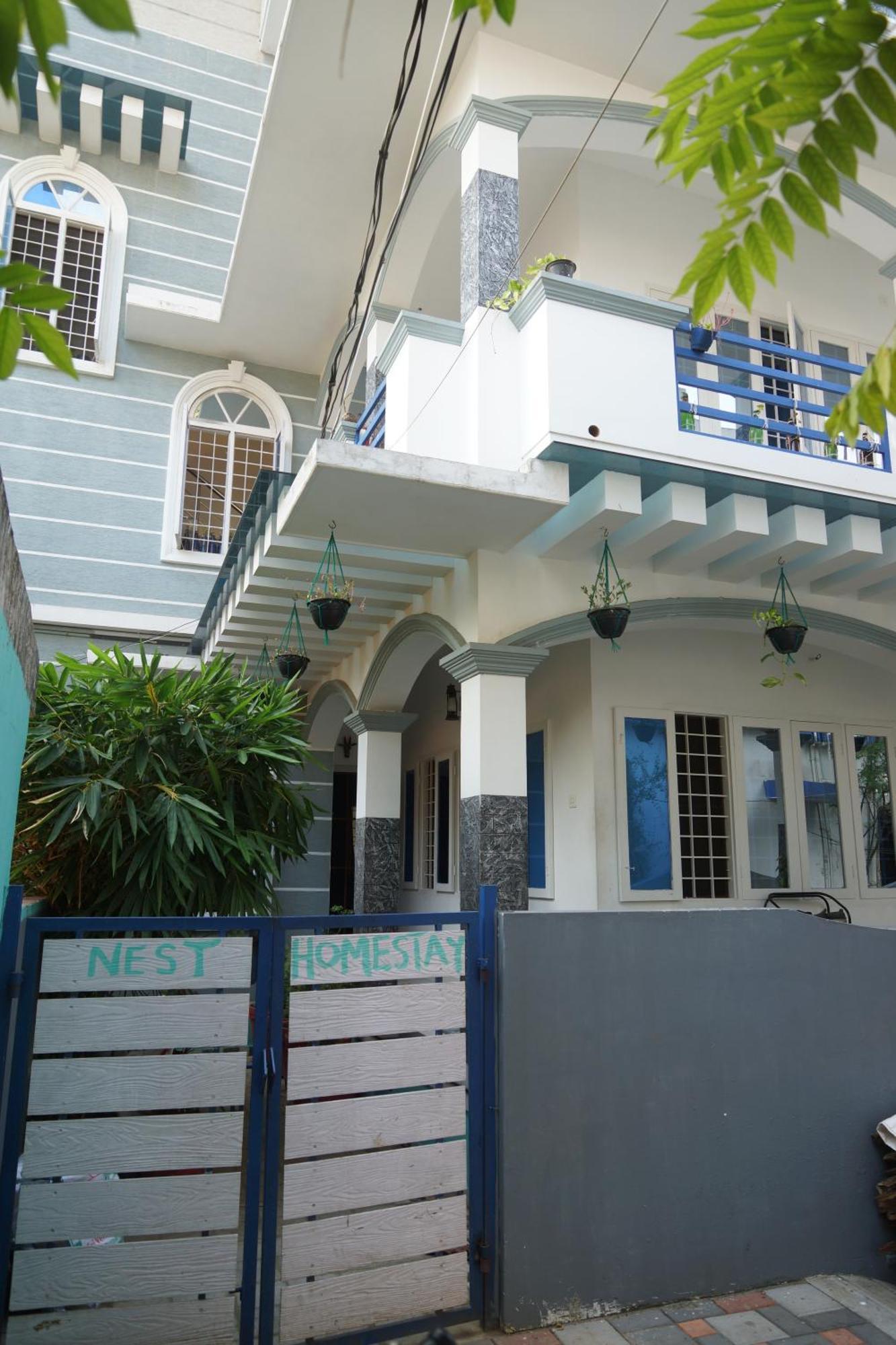 Nest Homestay *