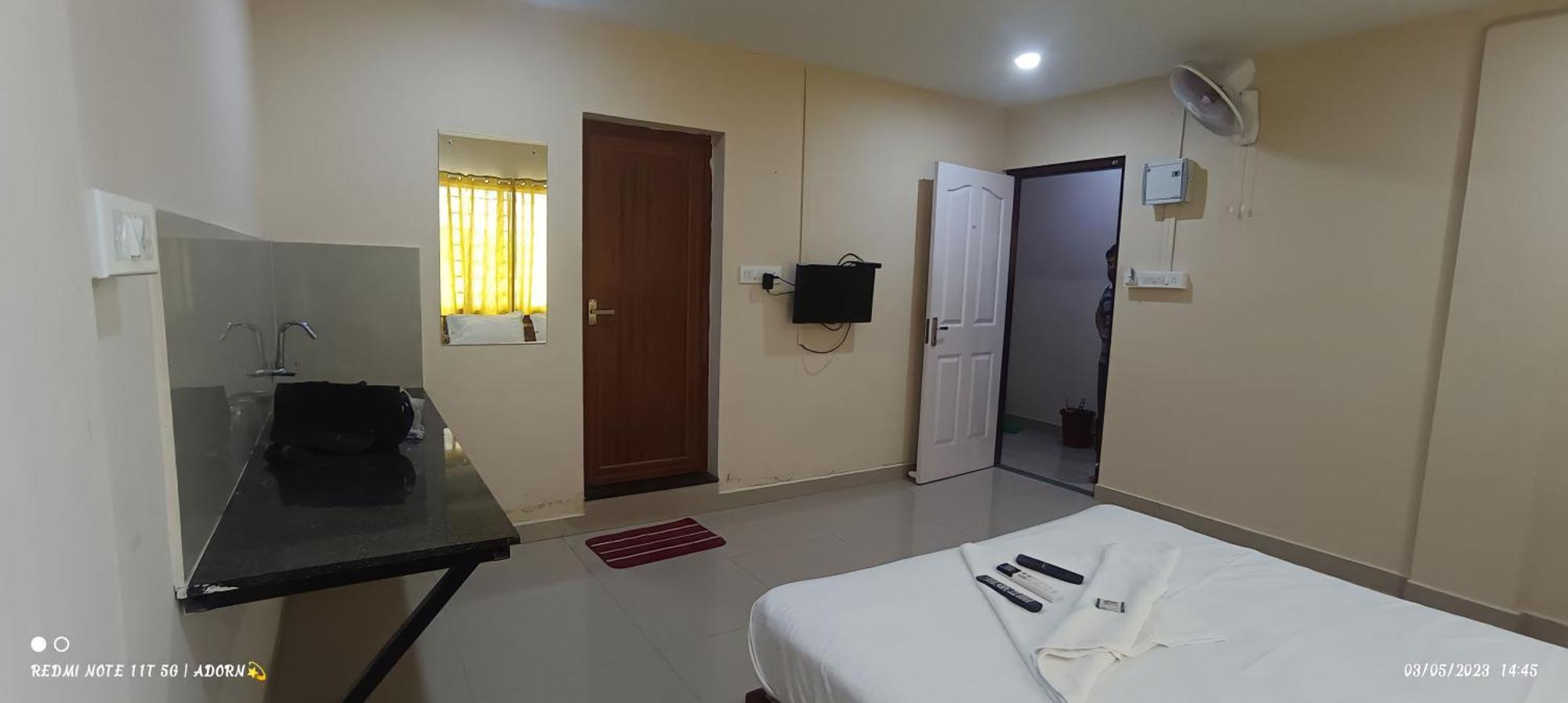 Guest house Kaippillil 3*