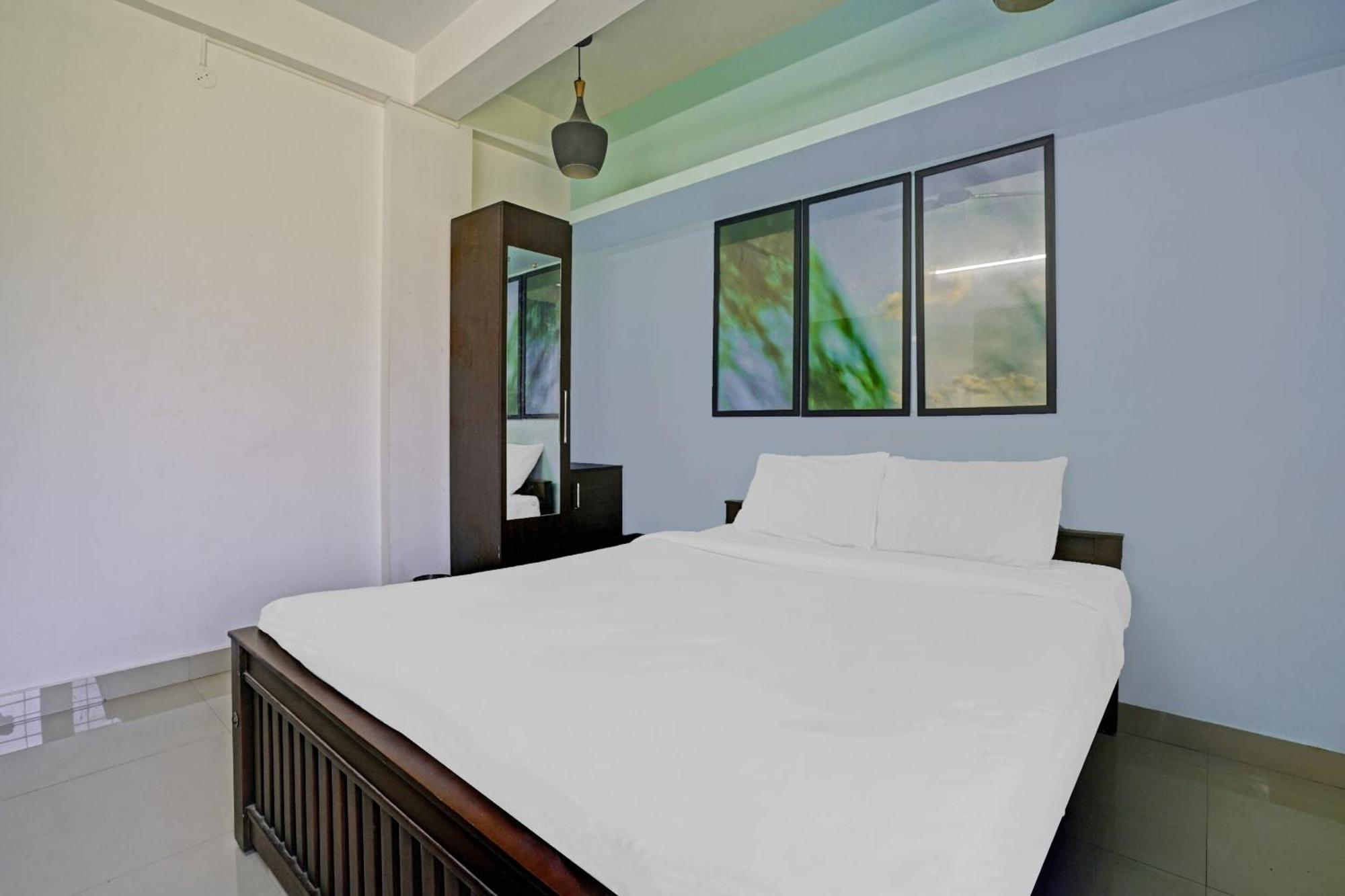 Oyo Nas Tourist 3* Kochi
